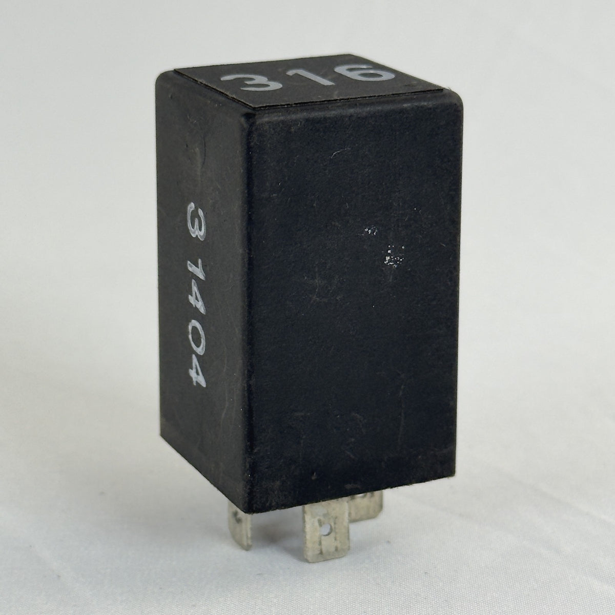 Audi Relais 316 443963281 Standheizung Flammwächter – Bild 5