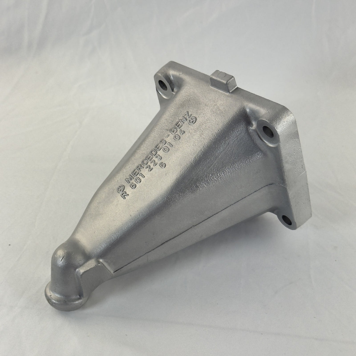 Mercedes Motorträger rechts A6012230104 Motorhalter OM – Bild 1