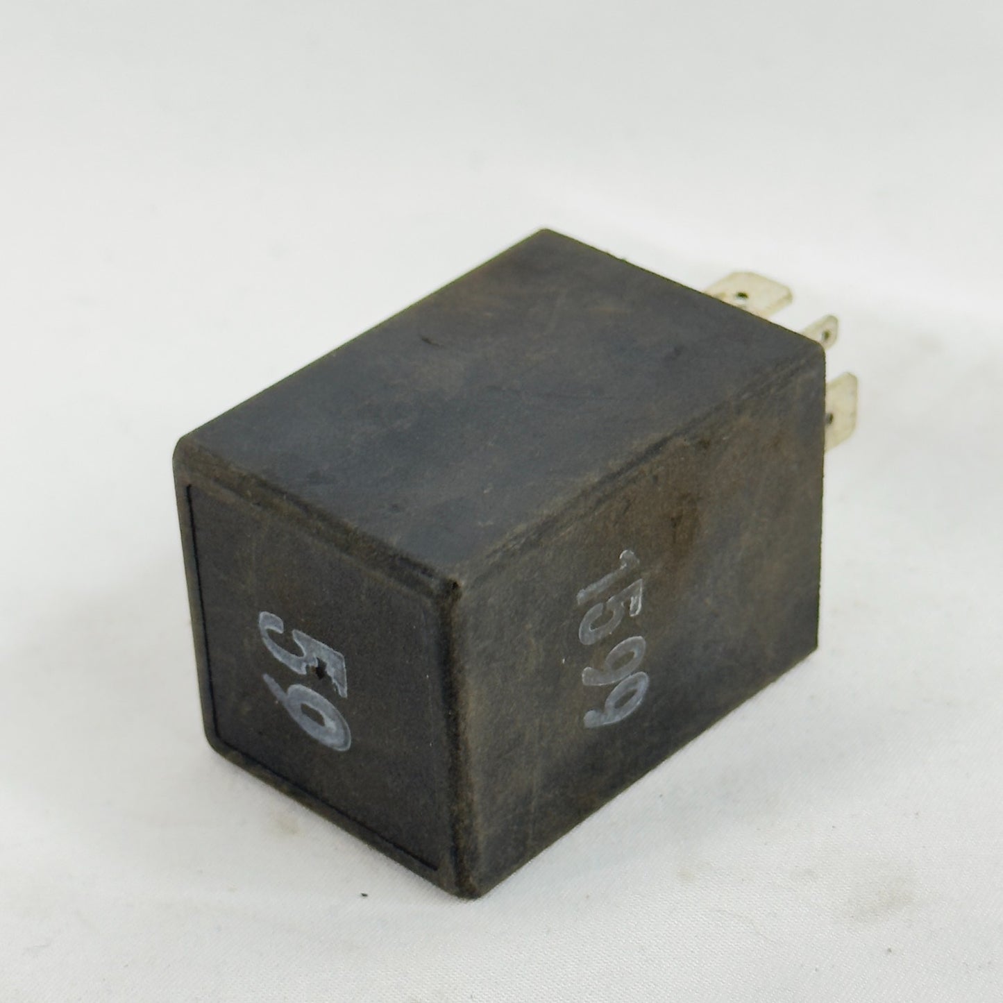 VW Relais 59 Sitzheizung 161919533 Audi Seat Skoda Volkswagen Original4