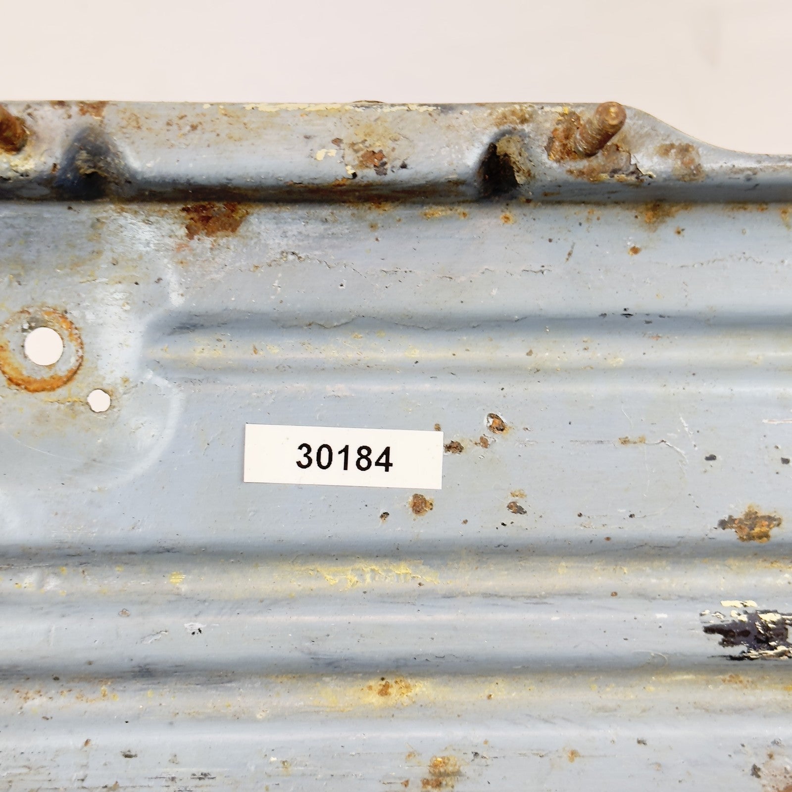 Mercedes W116 Batteriewanne Batterieträger Benziner – Bild 6