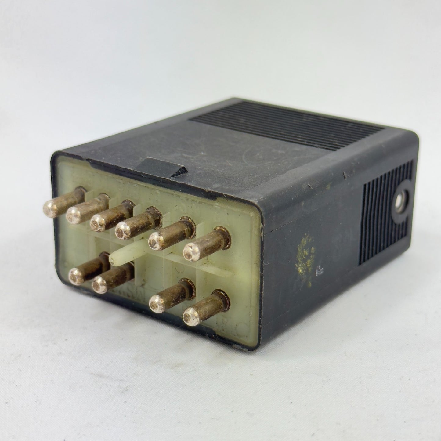 Mercedes W124 W201 Steuergerät Relais EGR Abgasrückführung A01154587324