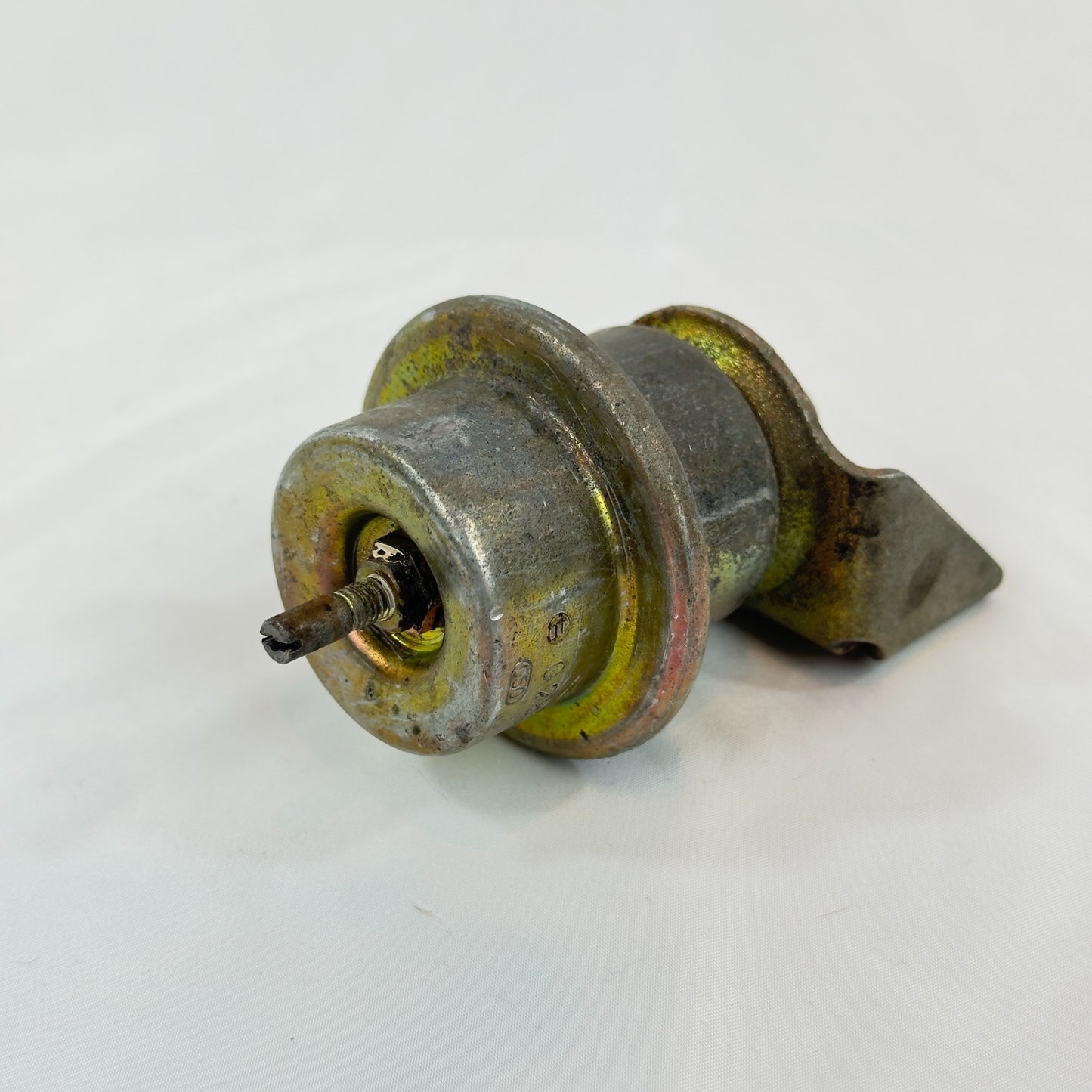 Mercedes Kraftstoffdruckregler Druckregler 0280161007 BOSCH W126 R107 W123 W1168