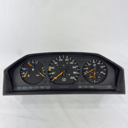 Mercedes W124 250D 300TD Tacho Kombiinstrument 200kmh Diesel A12454264060