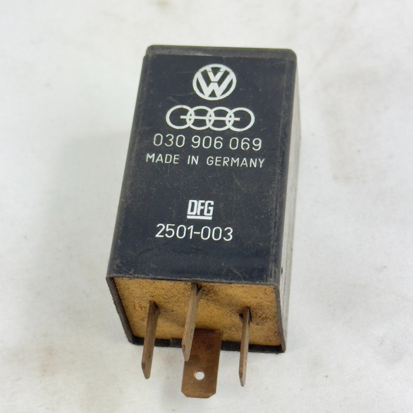 VW Relais 82 Leerlaufregulierung 030906069 Audi Seat Skoda Volkswagen Original4