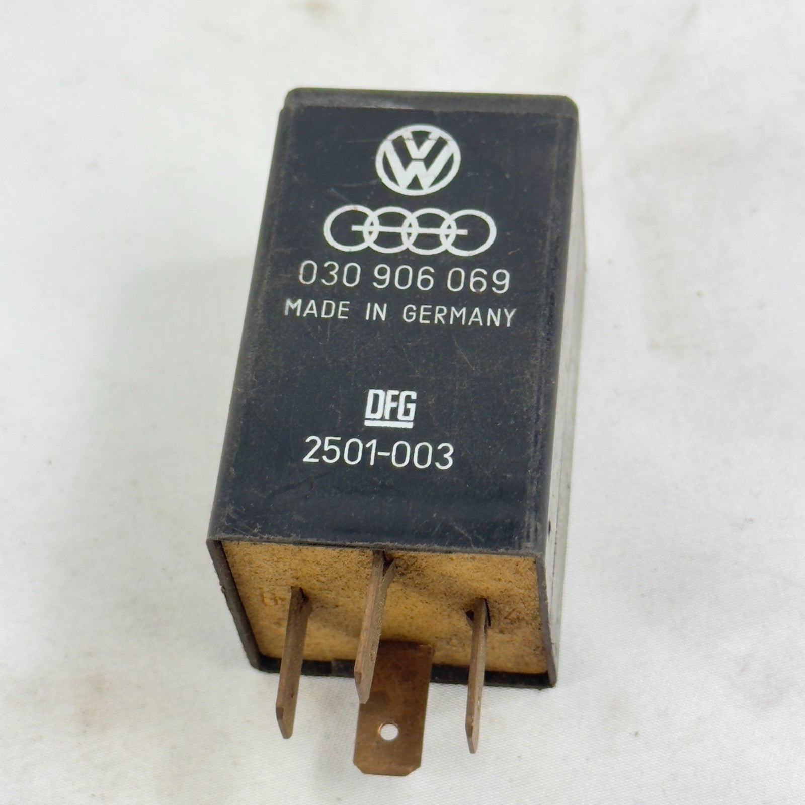 VW Relais 82 Leerlaufregulierung 030906069 Audi Seat Skoda Volkswagen Original4