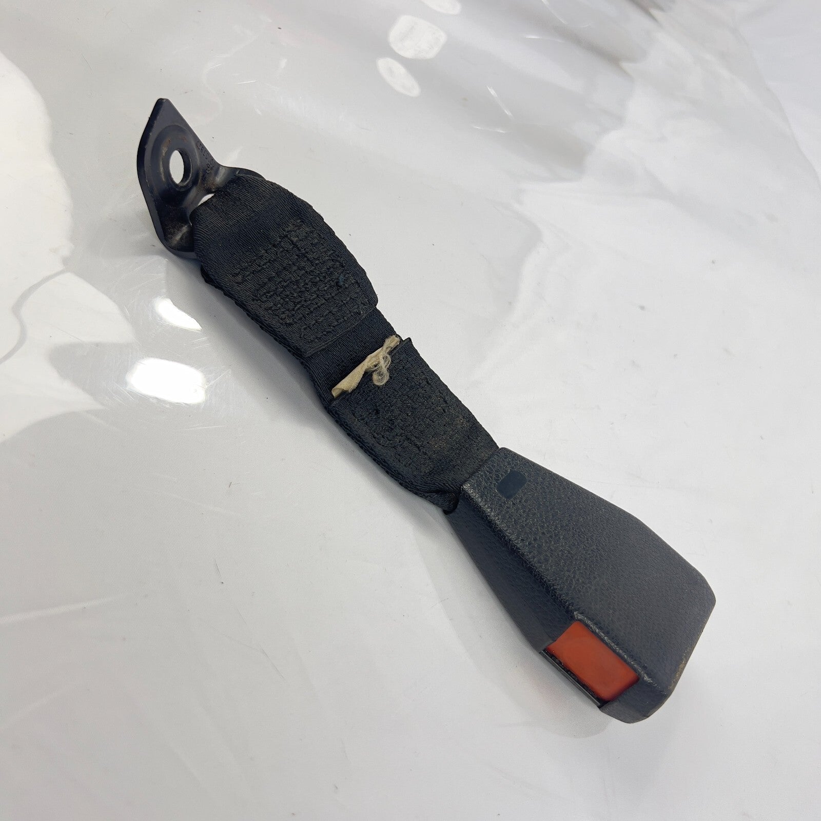 MercedesBenz A1238600469 Gurtschloss Sicherheitsgurt Verschluß Fondtür W116 – Bild 5