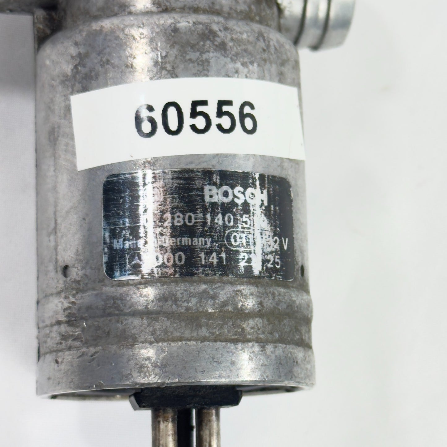 Mercedes W201 W124 Leerlaufsteller Leerlaufregler A0001412225 original Bosch5