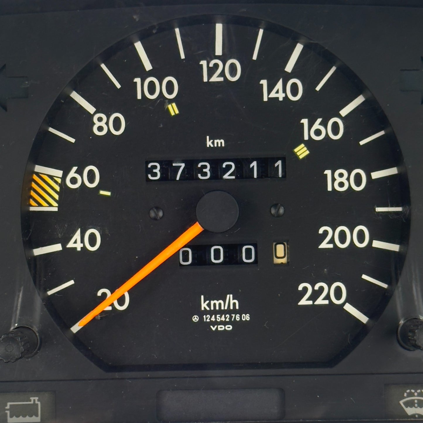 Mercedes Tacho W124 230E 230CE 220kmh ECO Benzin Kombiinstrument A12454276061