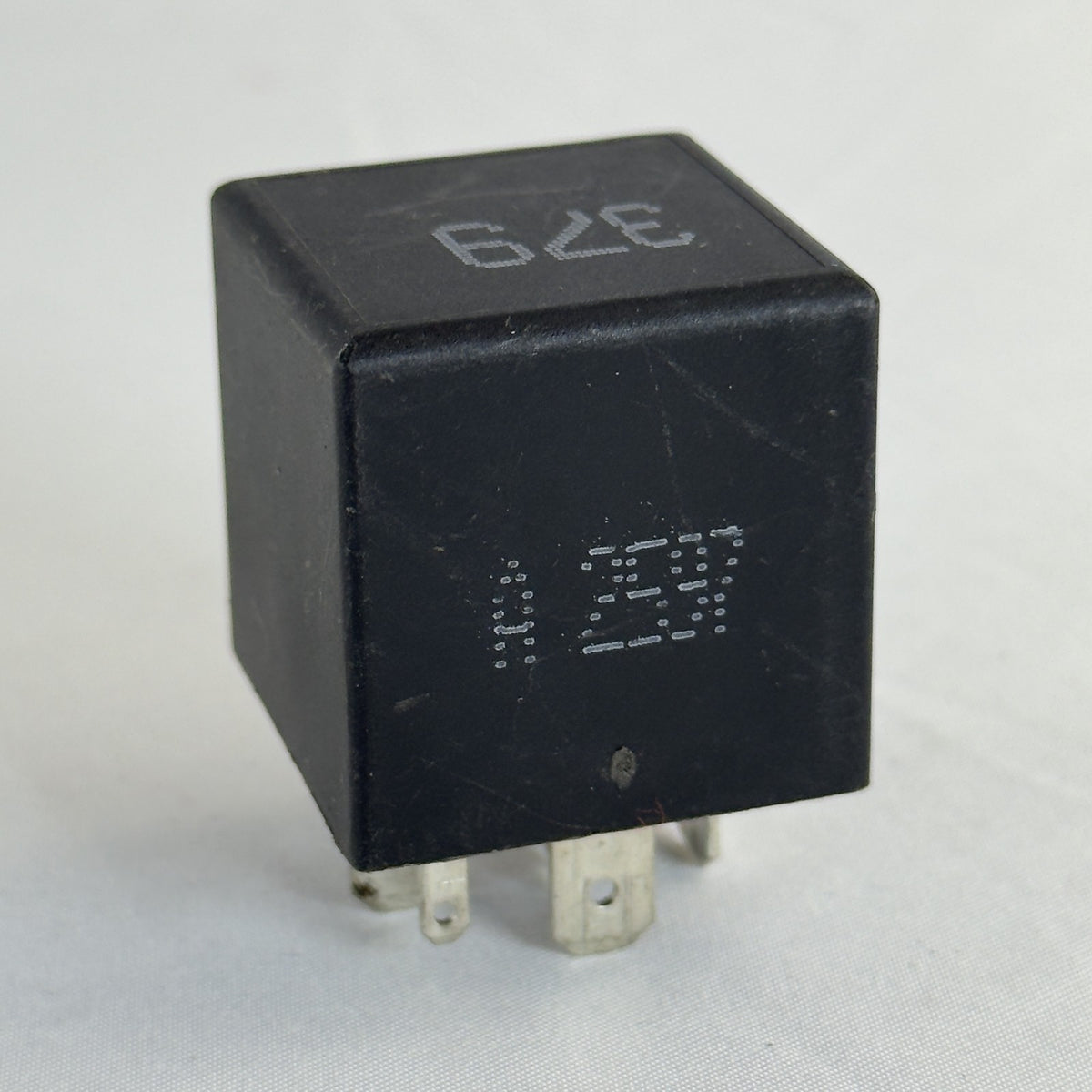 Audi Relais 379 8L0955531A Steuergerät – Bild 5