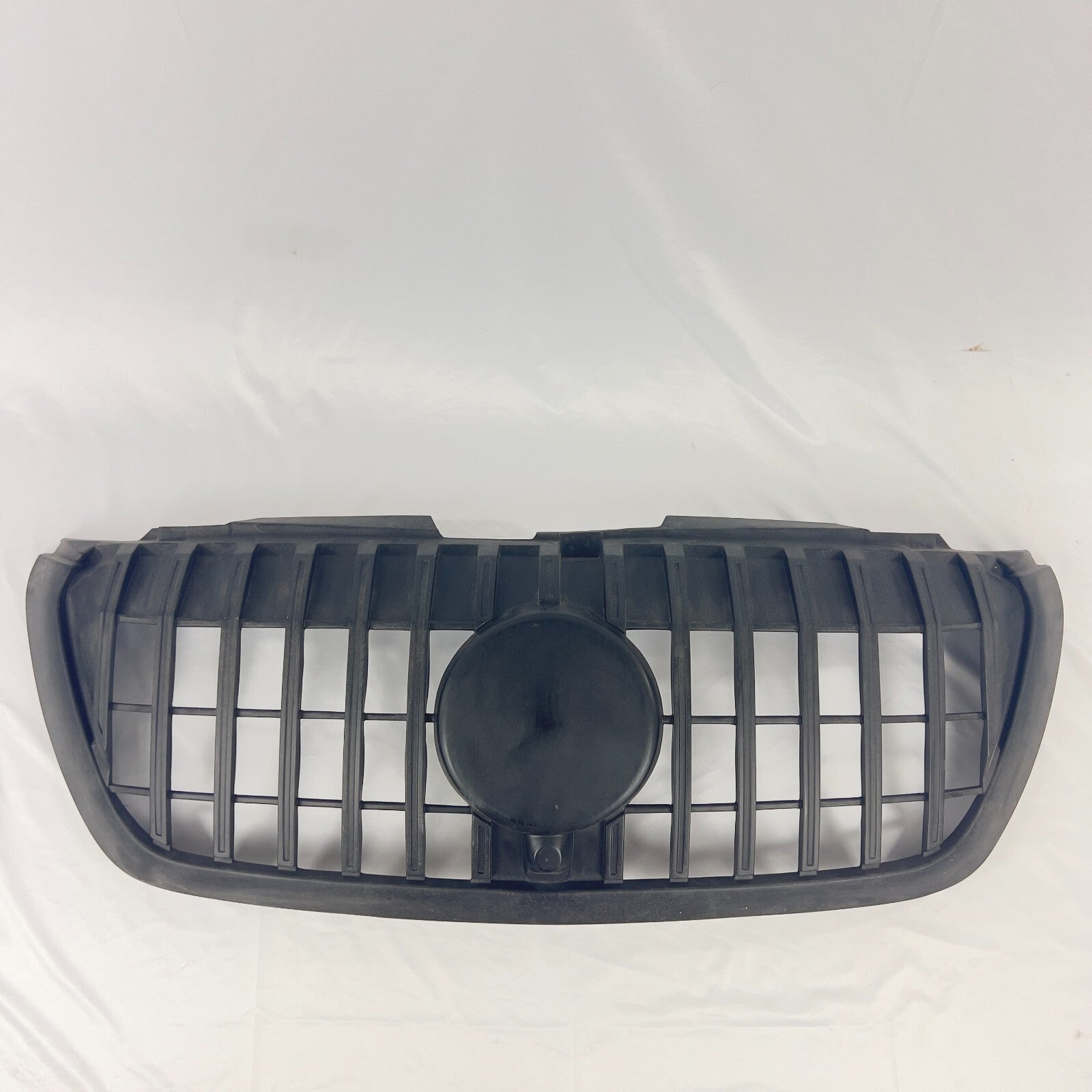 Gitter Kühlergrill Beplankung Motorhaube Schutzgitter Halter Mercedes Nachbau – Bild 1