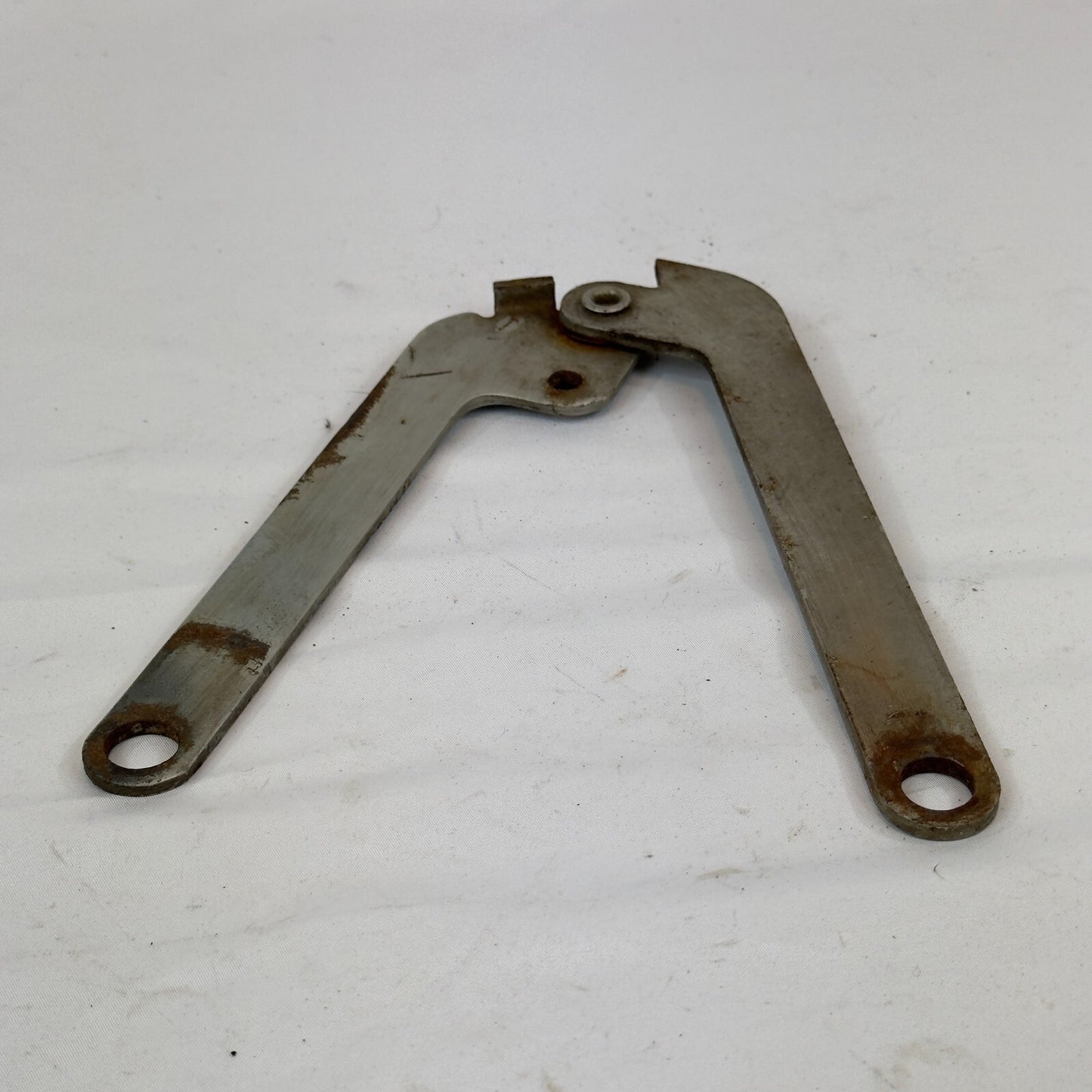 Motorhaubenschanier Rechts Halter Scharnier Stütze Mercedes Benz A1168800277 – Bild 2