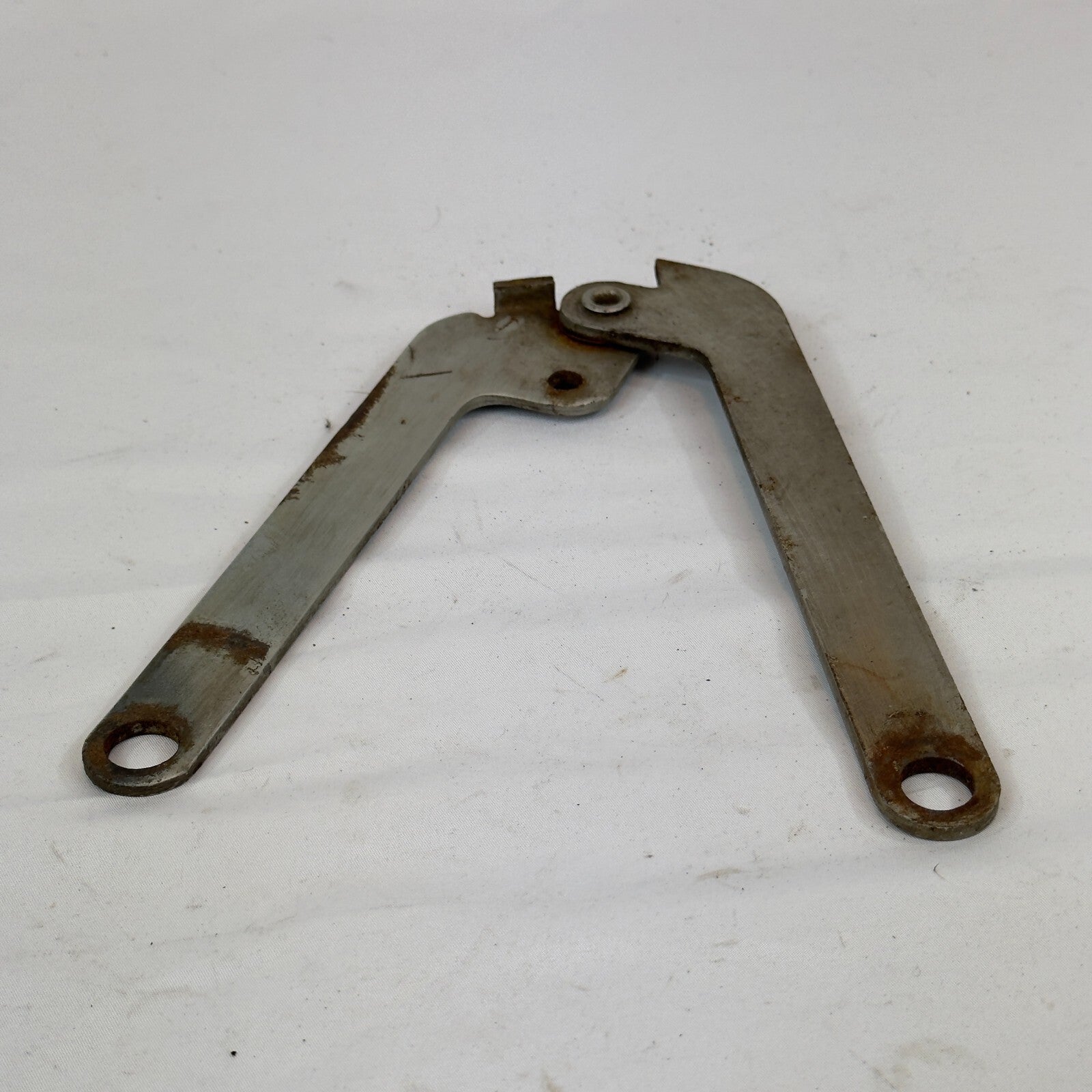 Motorhaubenschanier Rechts Halter Scharnier Stütze Mercedes Benz A1168800277 – Bild 2