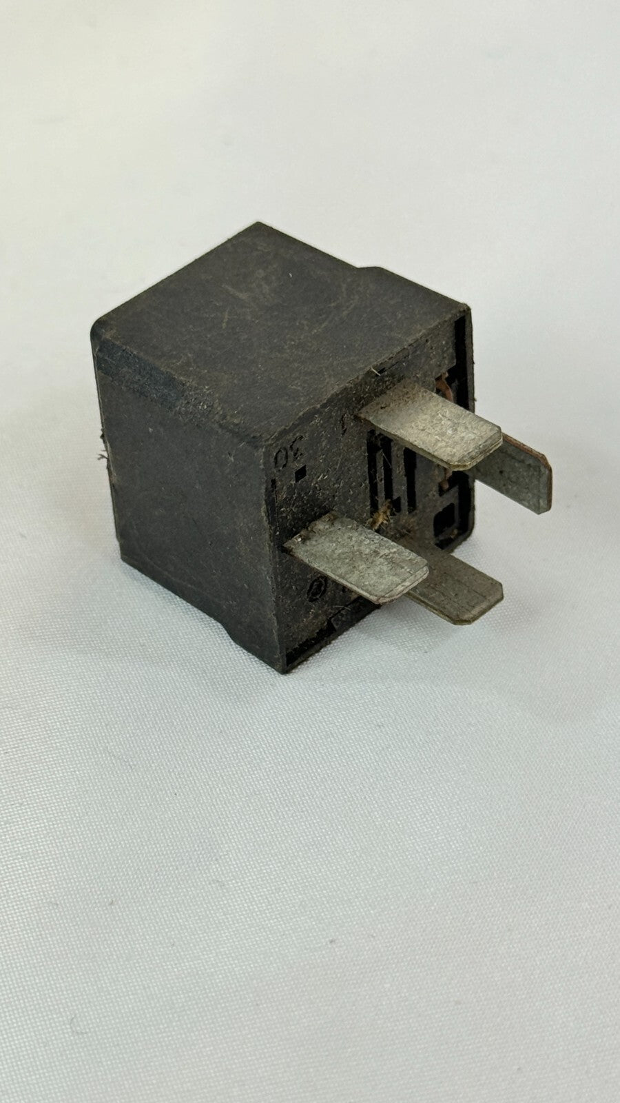Mercedes-Benz Hella Relais A0025421319 – Bild 4