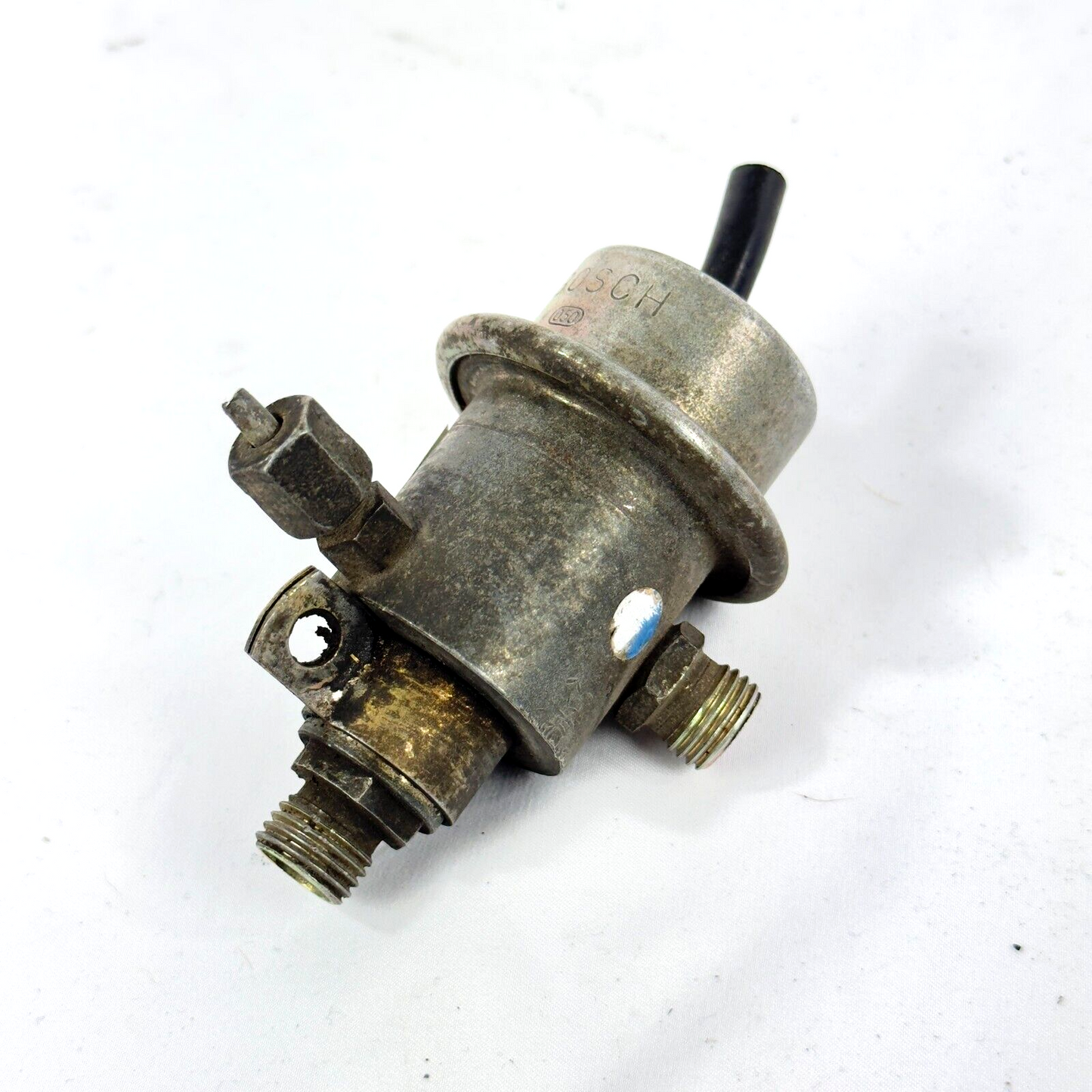 Bosch Kraftstoffdruckregler 0438161013 für MERCEDES W124 126 107 129 461 463