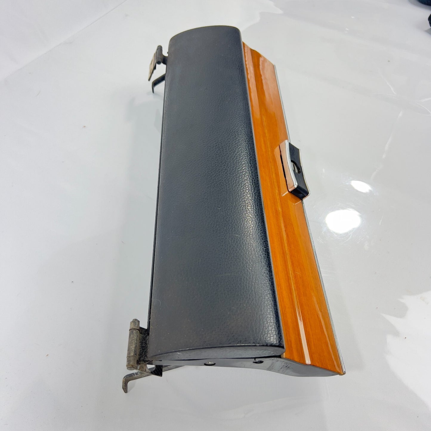 Mercedes Benz Handschuhfach Abdeckung Handschuhfachdeckel Wurzelholz A1166890230 – Bild 3