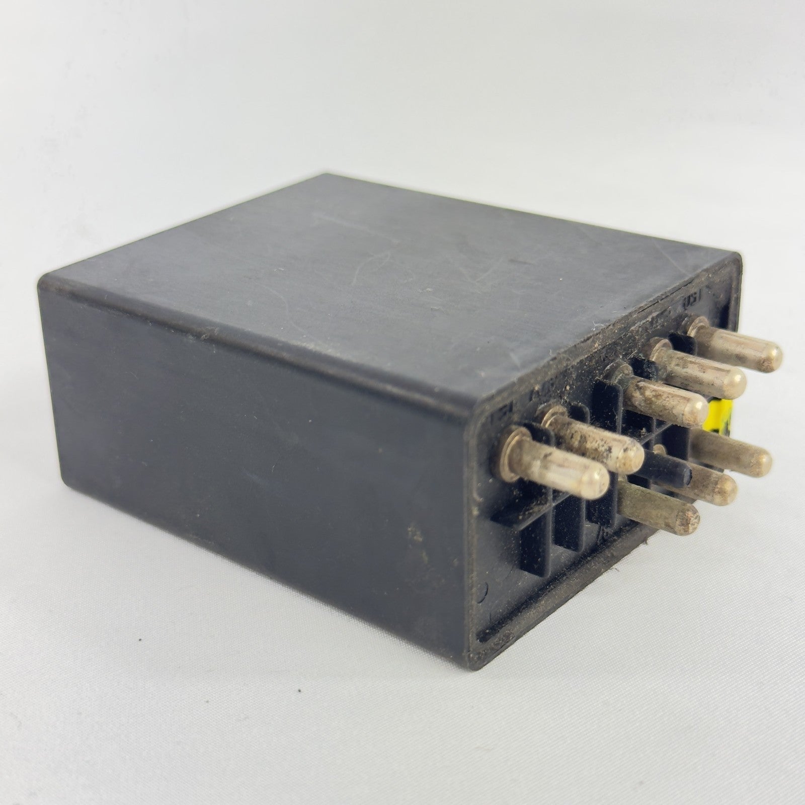 Mercedes Kraftstoffpumpenrelais KPR 0015457705 W201 – Bild 5