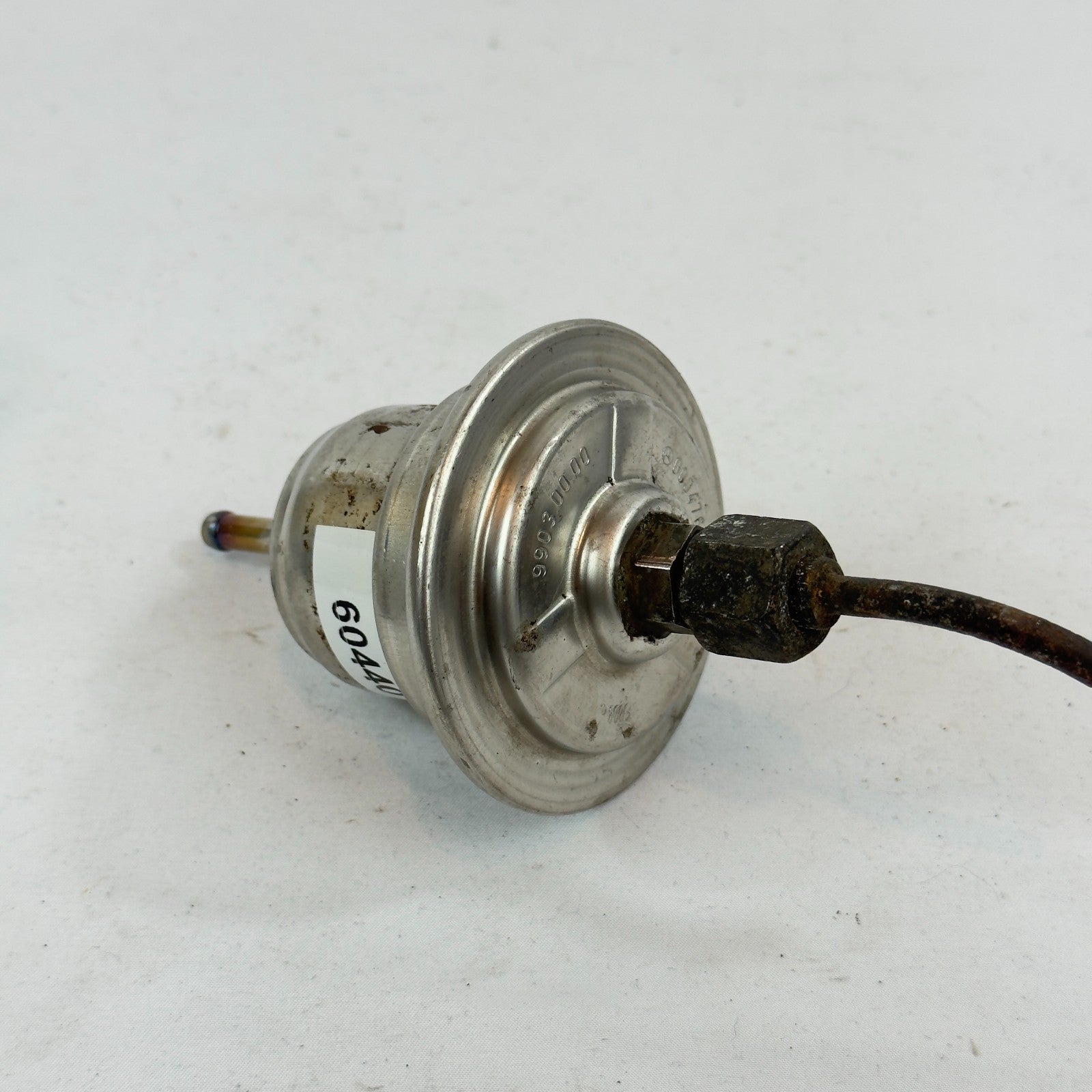 Mercedes W201 Kraftstoffdruckspeicher Druckspeicher W124 W126 107 129 0004760621 – Bild 3