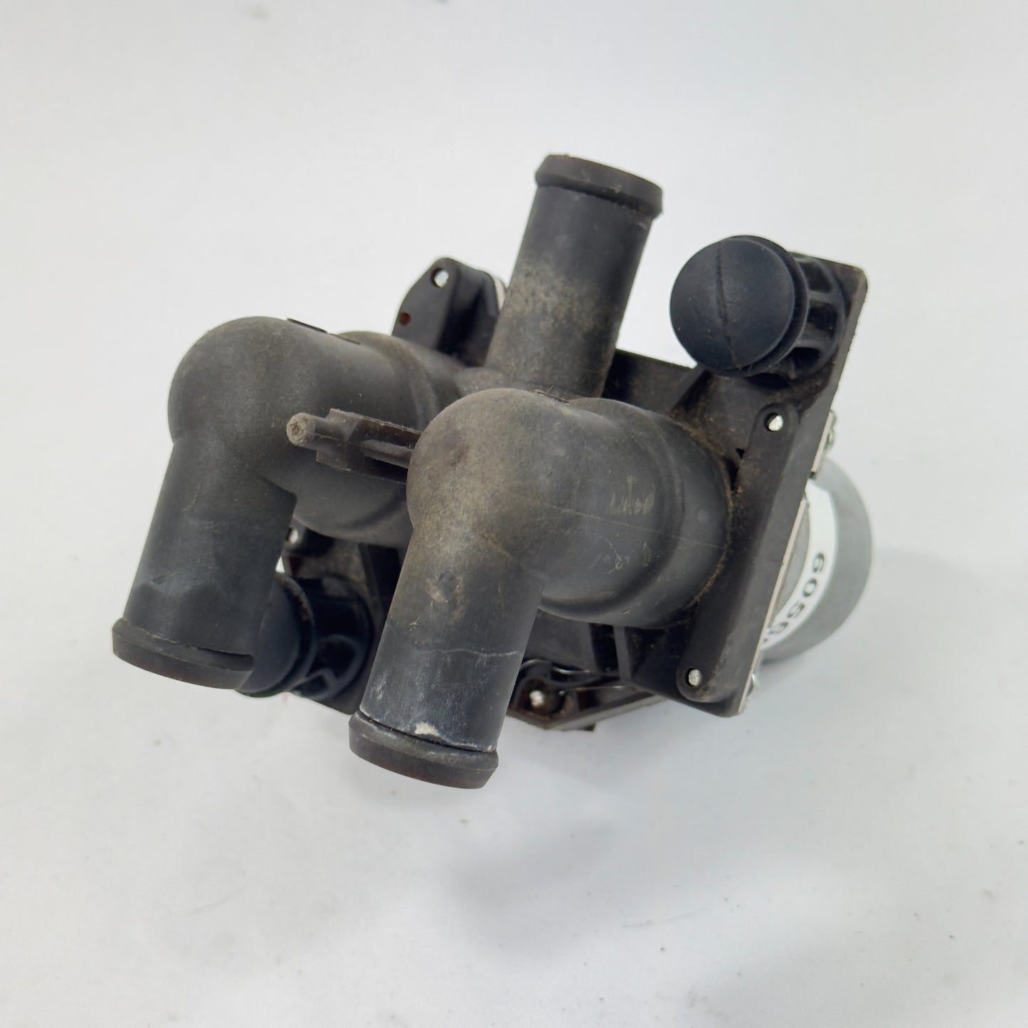 Mercedes W124 Duoventil Heizungsventil Umwälzpumpe Bosch 0008306584 49500000023