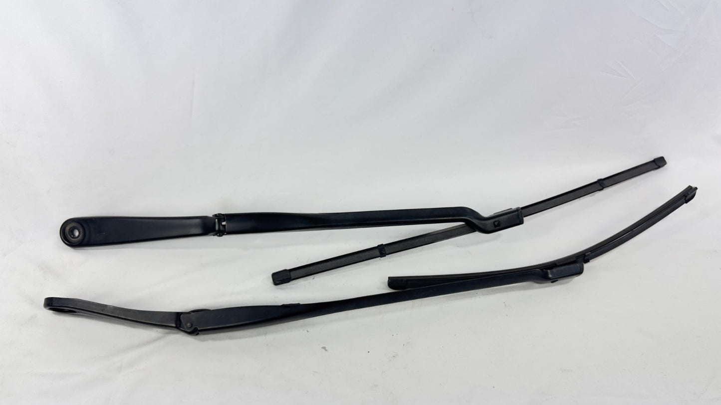 BMW Wischerarm vorne 7er G11 G12 W60655 W60622 152723.100