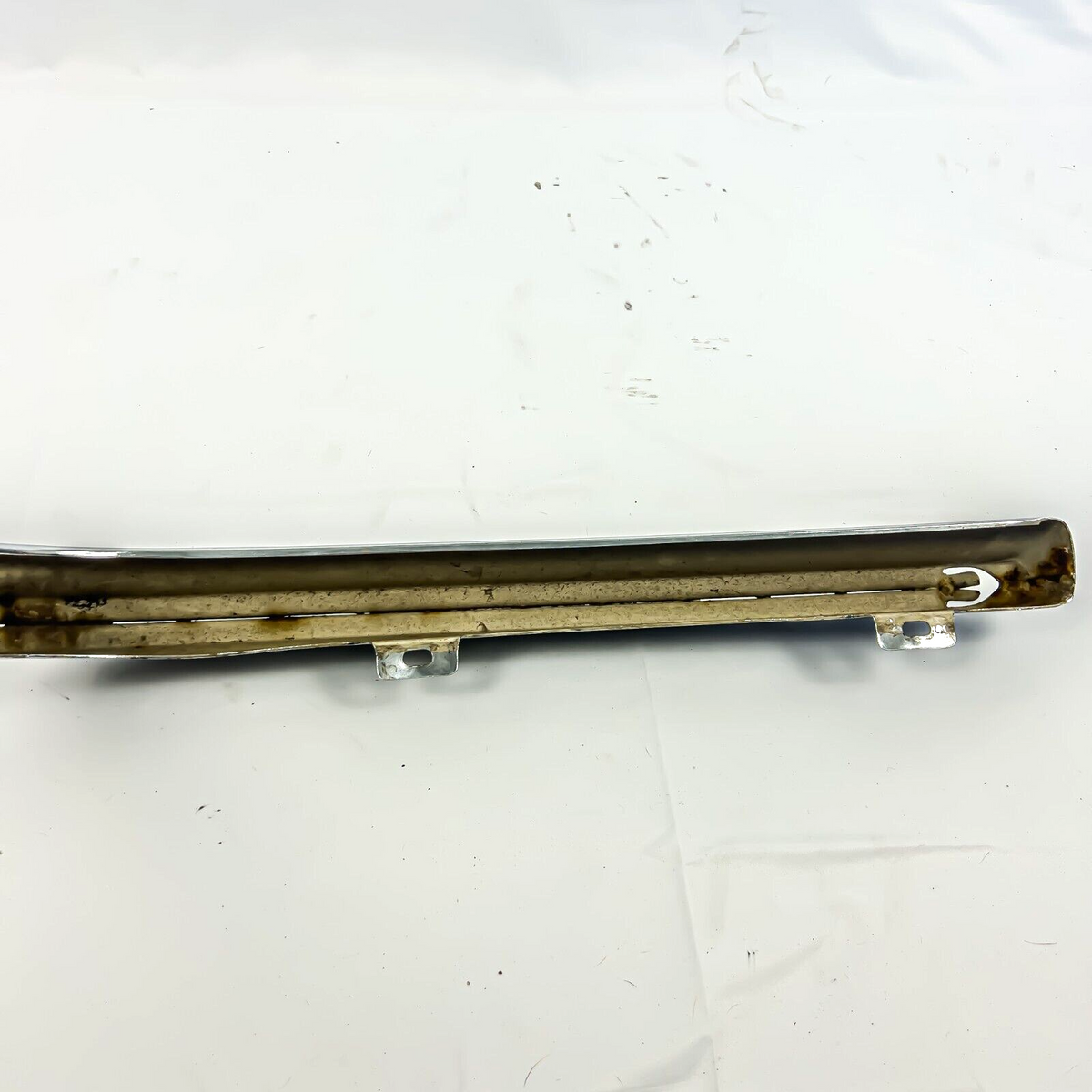 Mercedes W116 Stoßstangenecke hinten links ohne Gummi – Bild 7