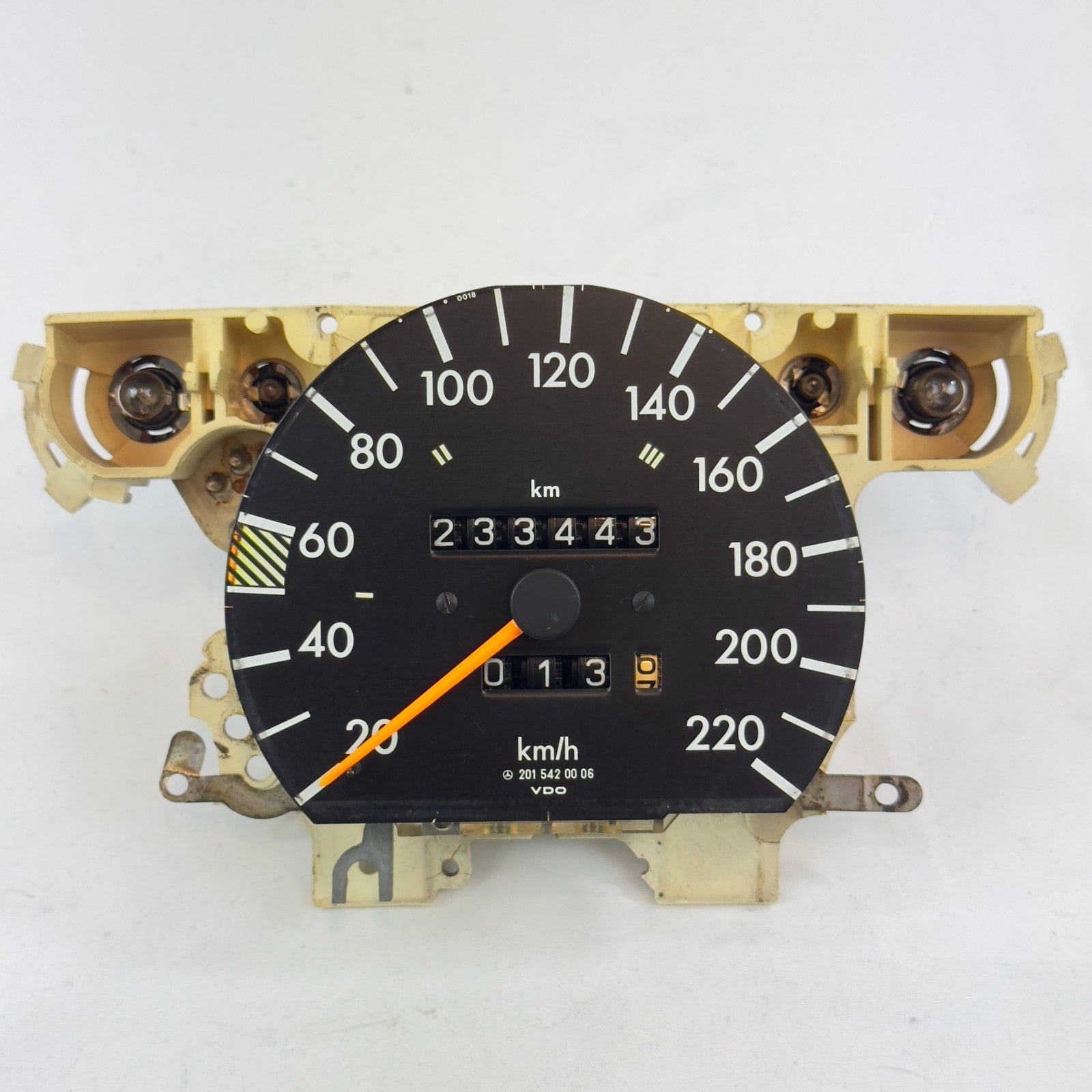 Mercedes W201 Tacho Tachometer Benzin 190 E 2.0 220kmh 20154200060