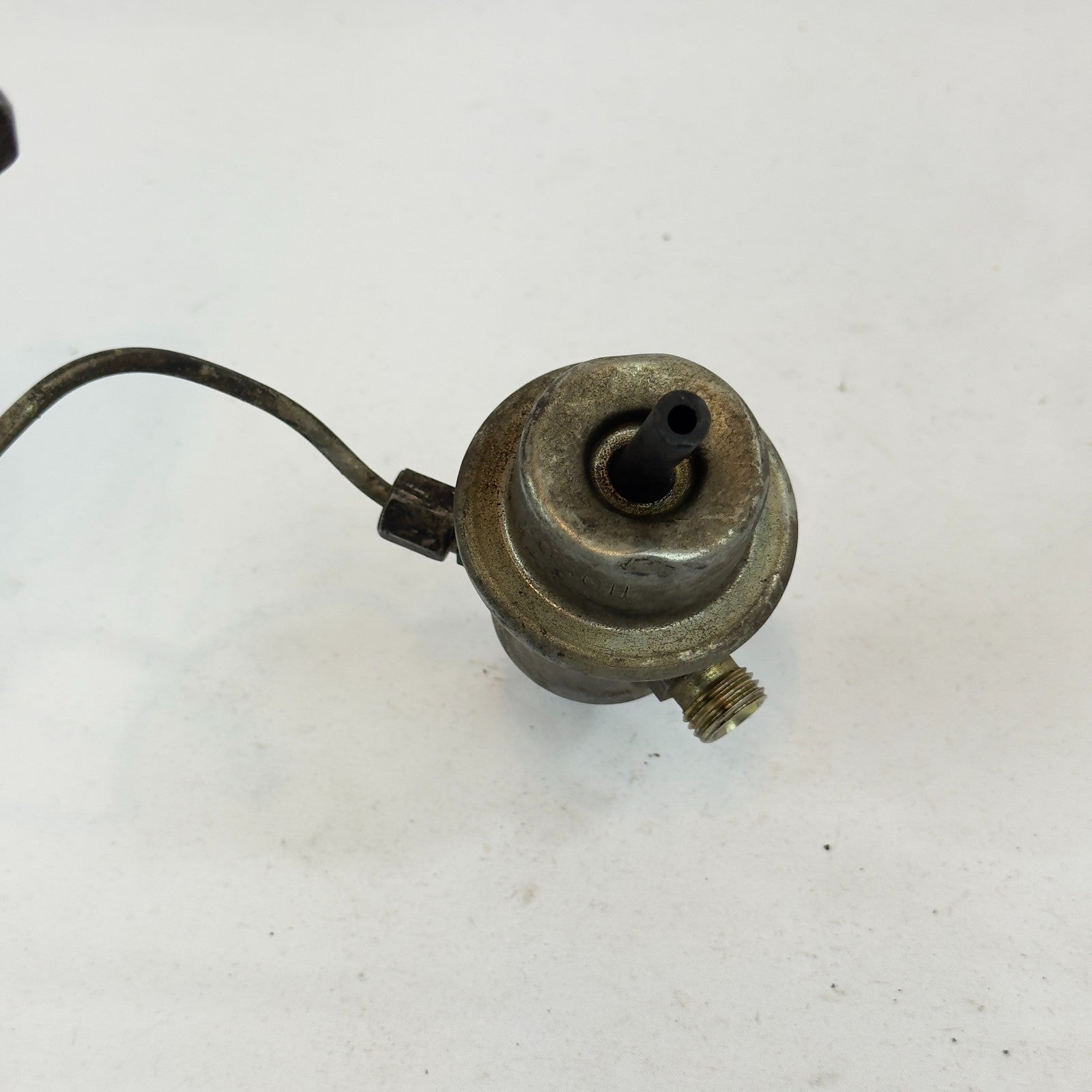 Mercedes W201 W124 R129 W126 Druckregler Kraftstoffdruckregler 0438161001 BOSCH3