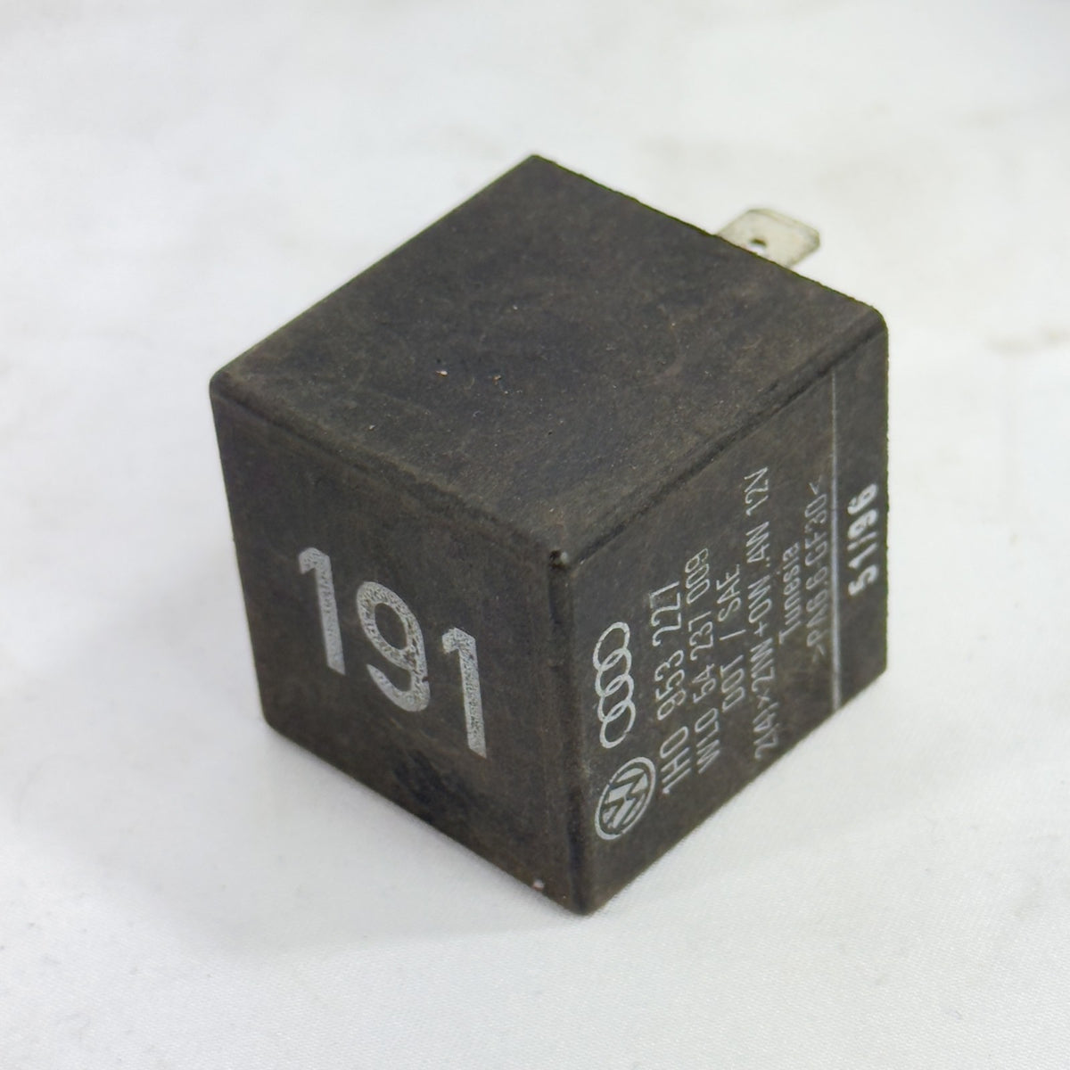 VW Relais 191 Blinkrelais Warnblinker 1H0953227 Golf 3 – Bild 2