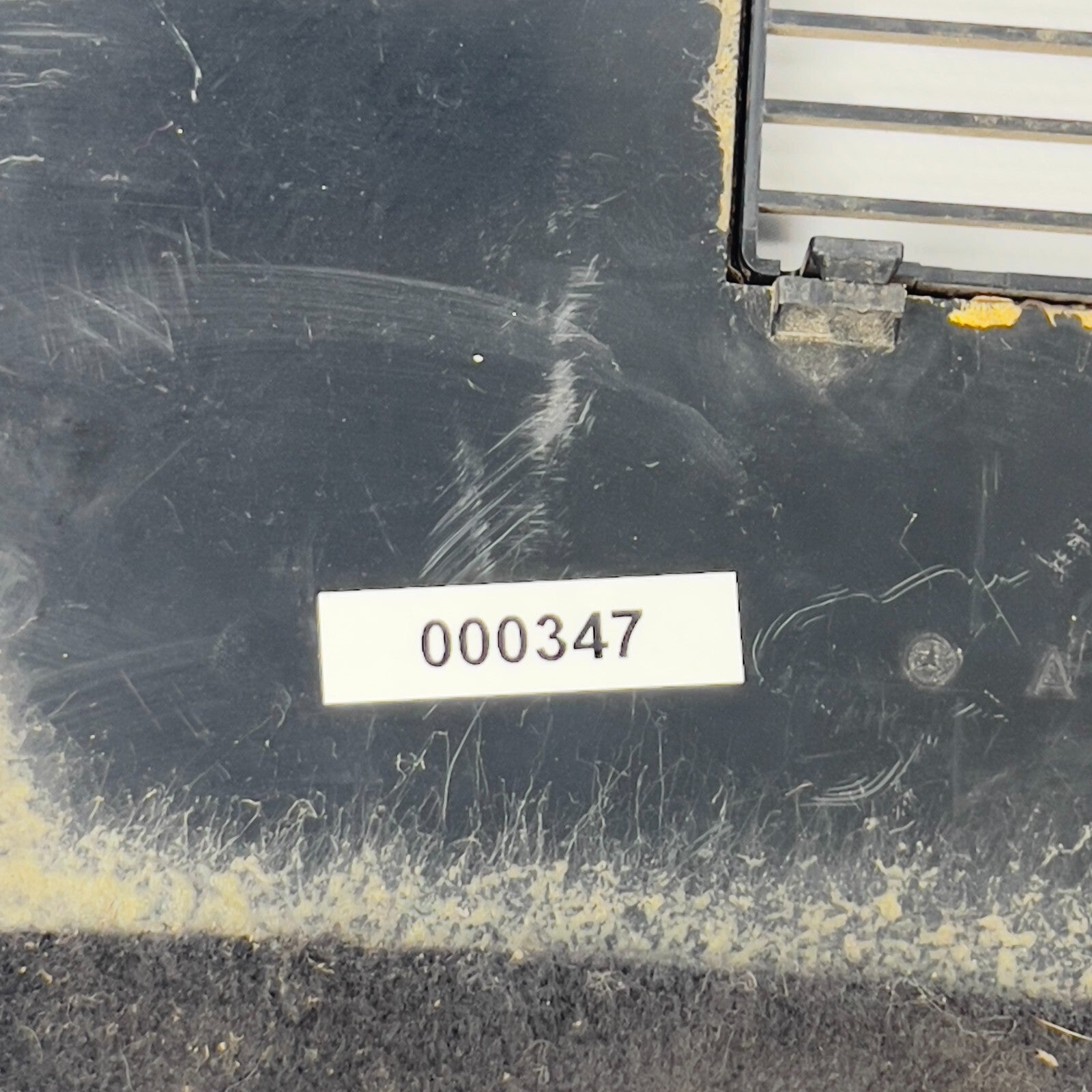 Mercedes Fußraumabdeckung Verkleidung Innenraum Vorne Rechts Schwarz A1166801080 – Bild 10
