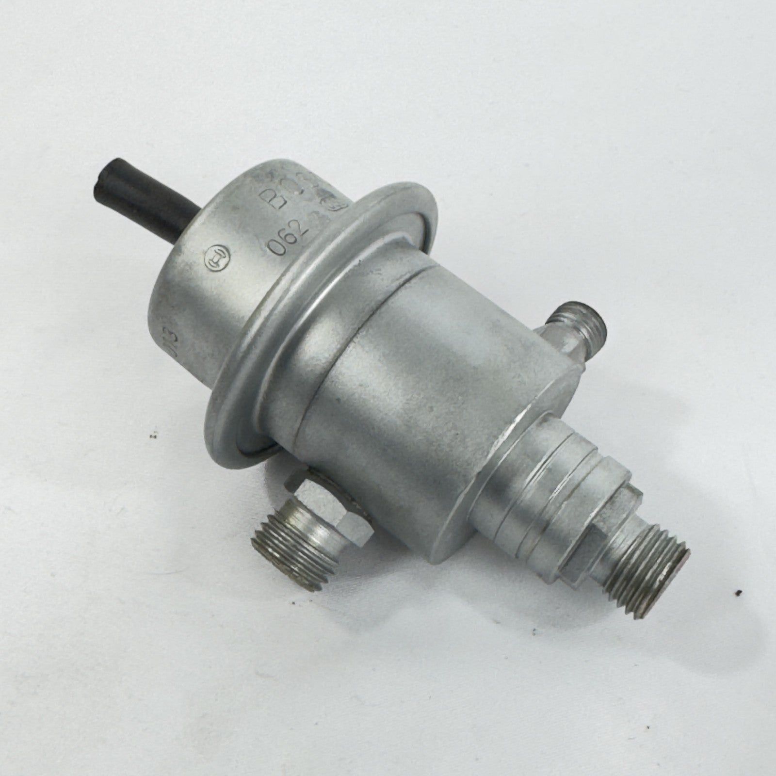 Bosch 0438161013 Druckregler KE-Jetronic Mercedes – Bild 2