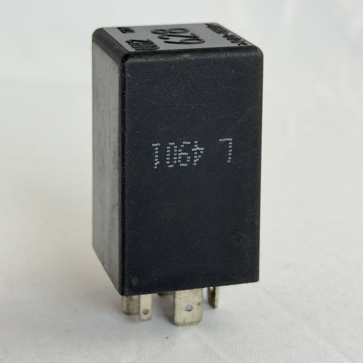 Audi Relais 628 4B0907307B Servotronic Steuergerät A6 – Bild 5