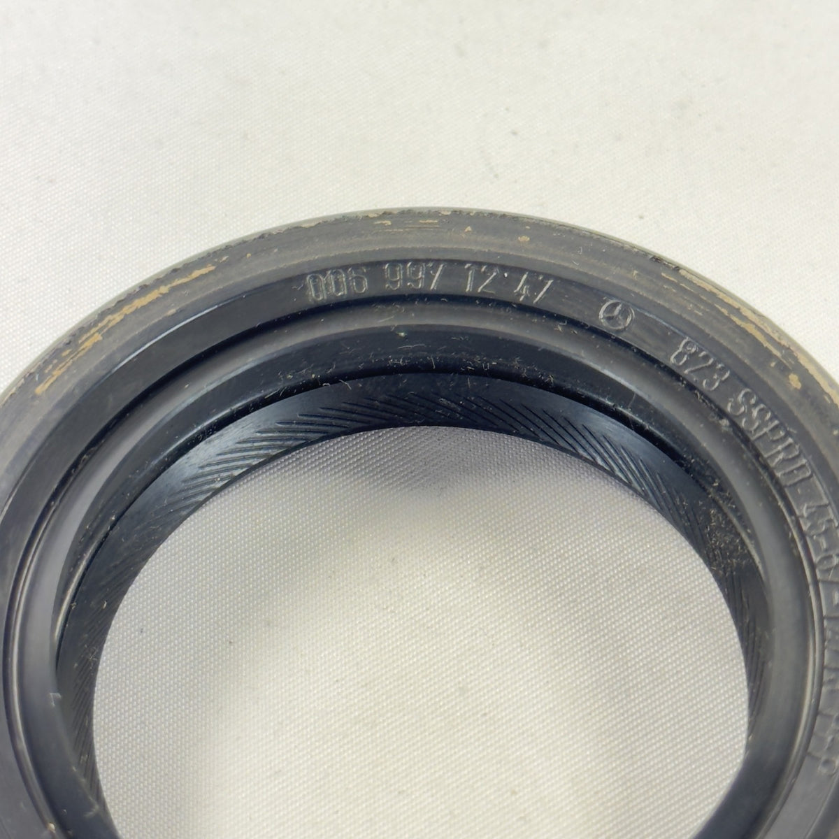Mercedes Dichtring Kurbelwelle vorn A0069971247 – Bild 2