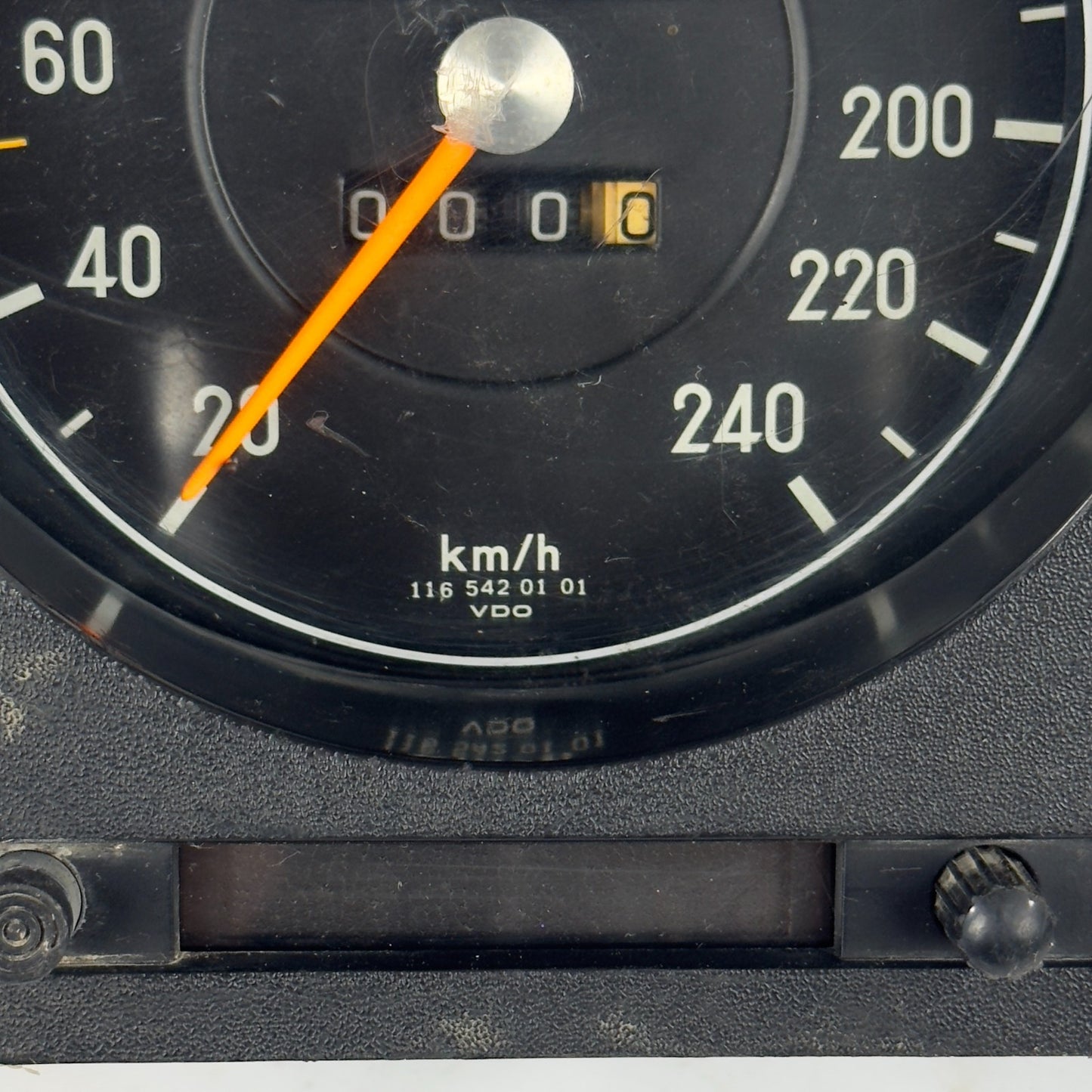 Mercedes W116 W107 Tacho Kombiinstrument Uhr Tankanzeige 240kmh VDO 11654201014