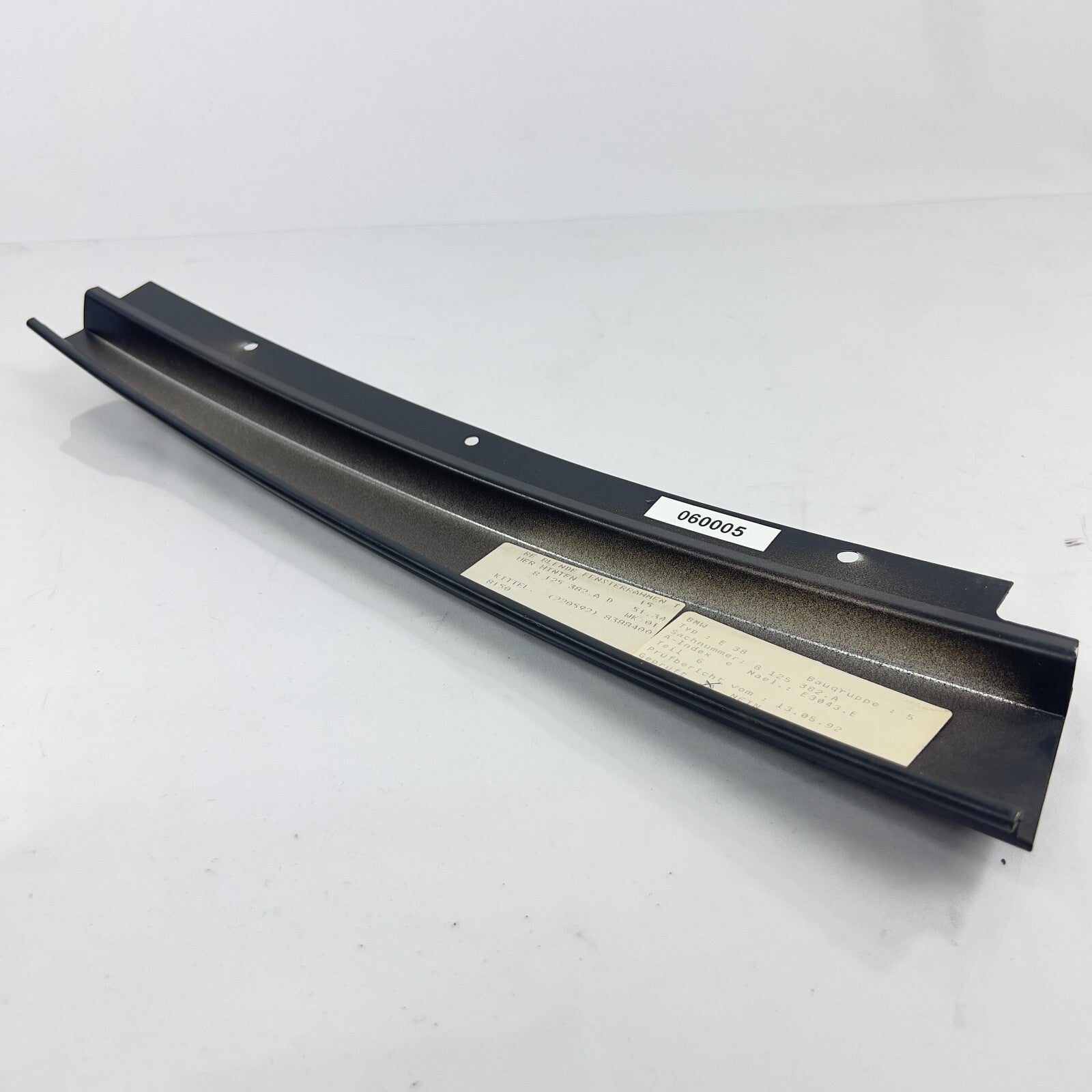BMW E38 Blende Zierleiste Fensterrahmen Rechts Tür Hinten 51348125382 812538 – Bild 6