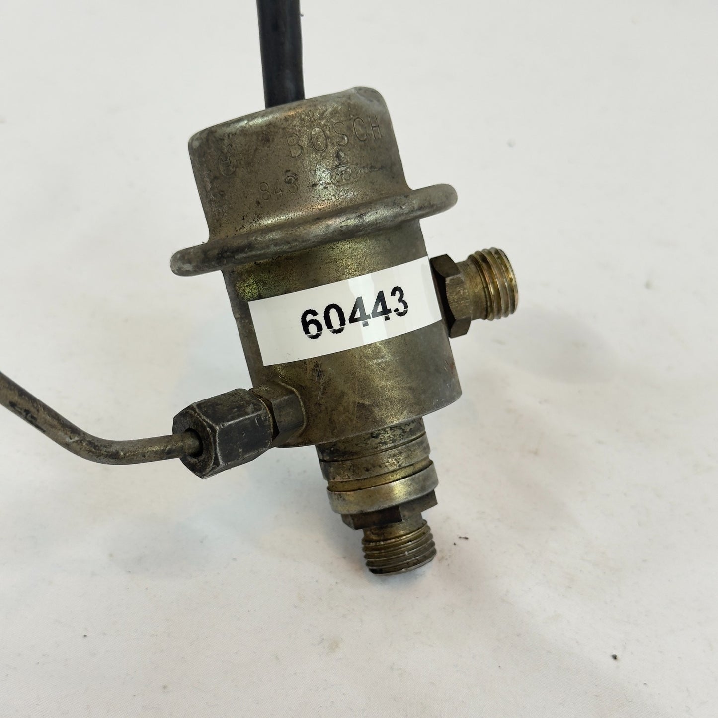 Mercedes W201 W124 R129 W126 Druckregler Kraftstoffdruckregler 0438161001 BOSCH5