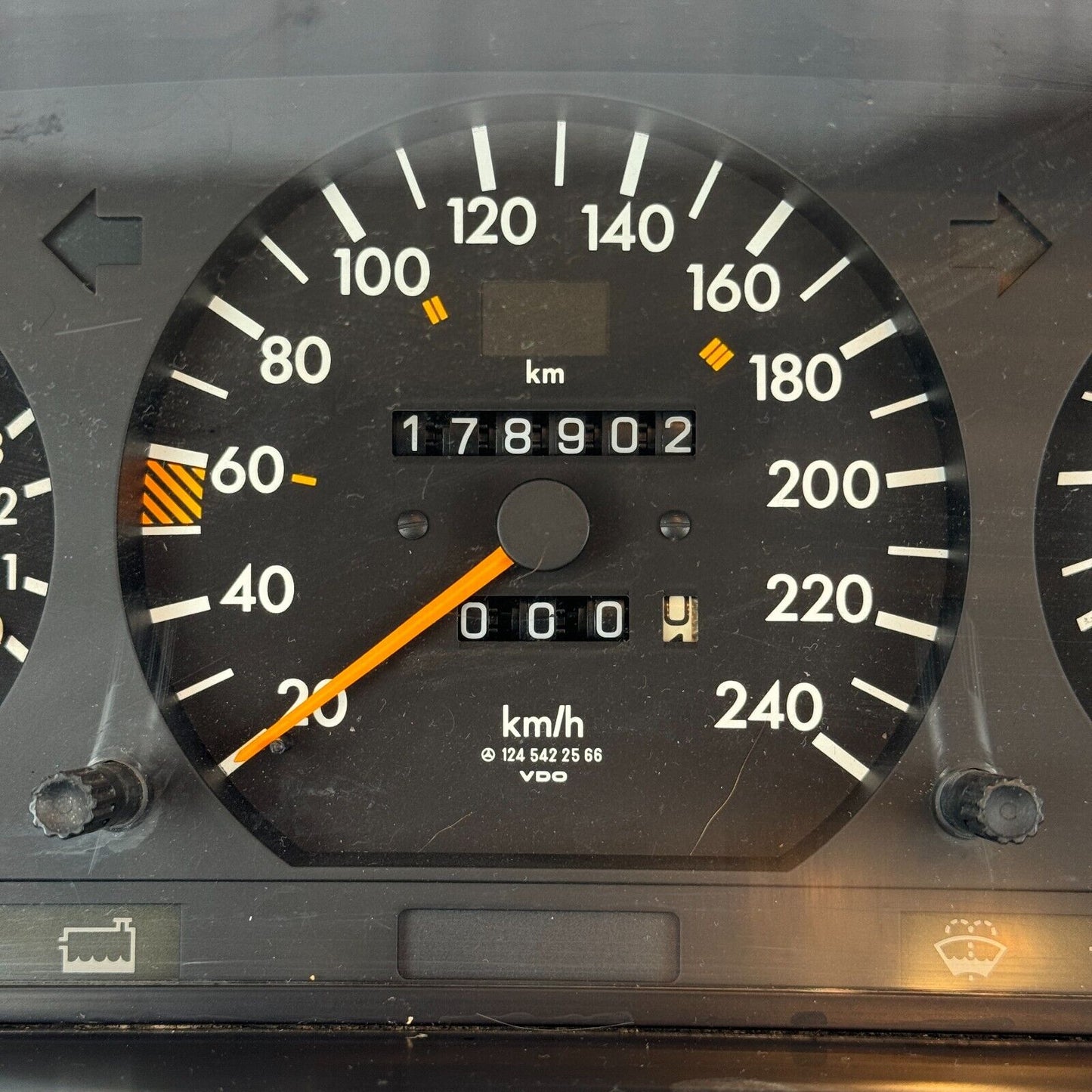Mercedes Tacho W124 260E 280E 300TE Kombiinstrument 240km/h A1245422566 Benzin