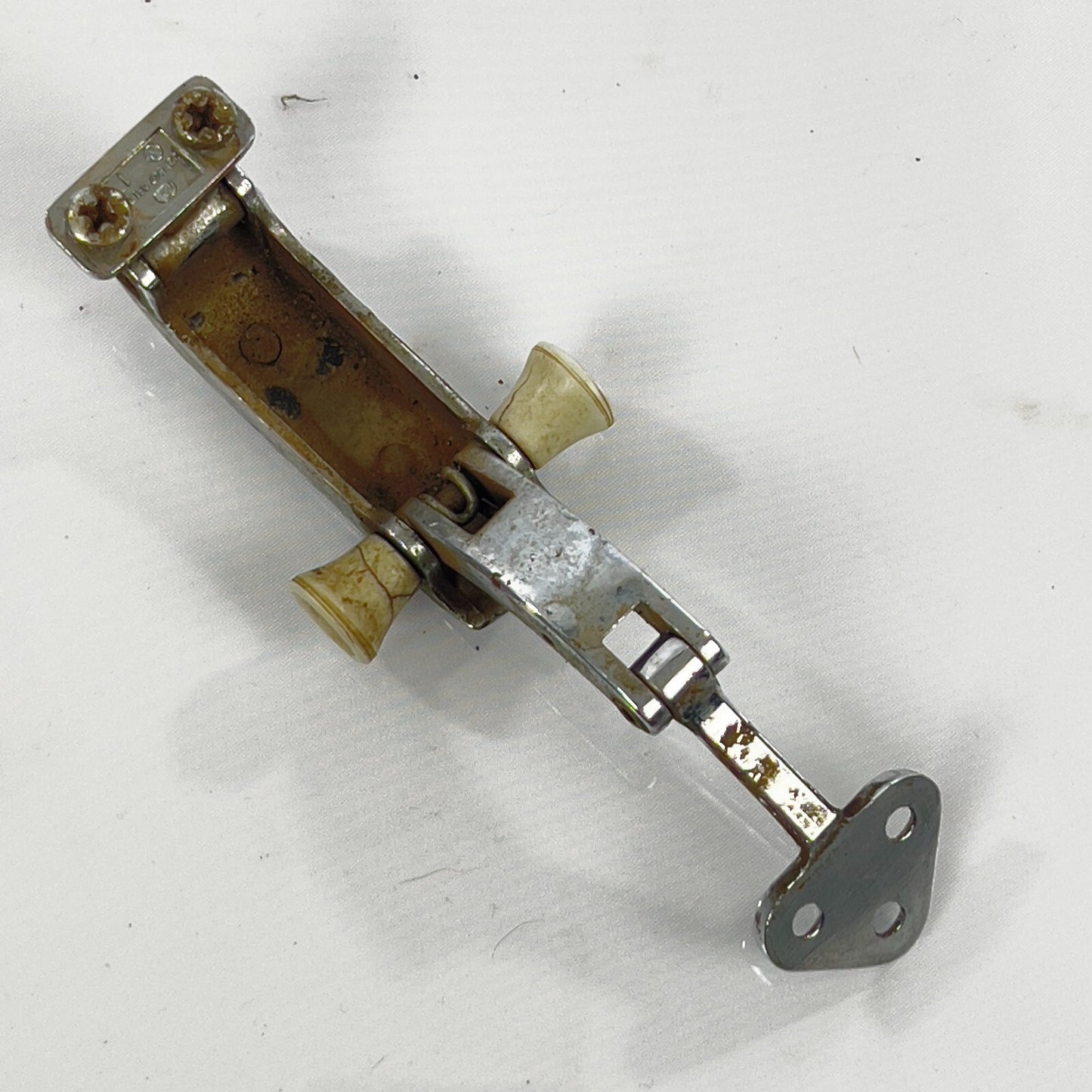 Volkswagen T1 Scharnier Seitenfenster Ausstellgelenk Ausstellfenster 221847081D – Bild 6
