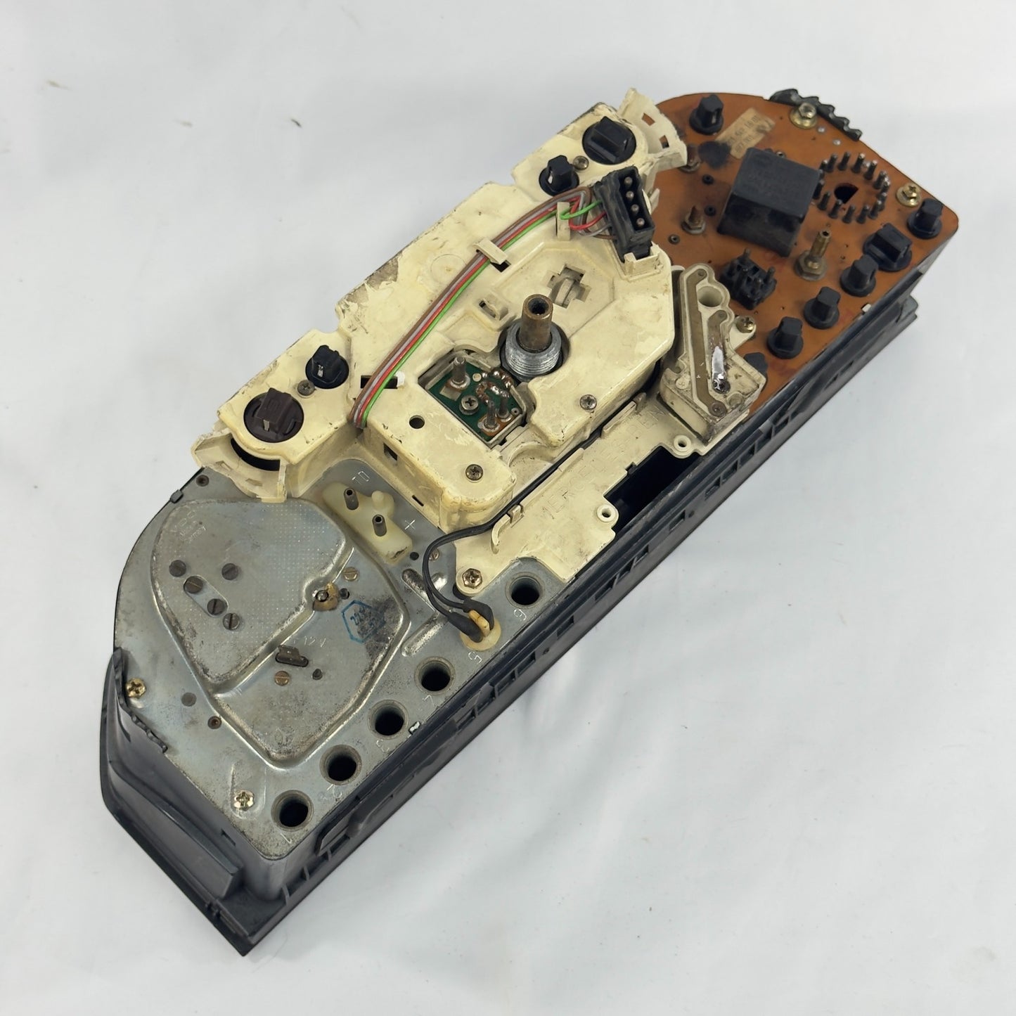 Mercedes W201 2.6E Tacho Kombiinstrument 240km/h 6Zyl ECO ASD Uhr A20154205666