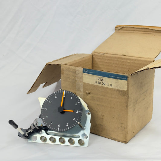 Mercedes W201 Uhr Tacho Kombiinstrument 190 A2015420411 NEU0