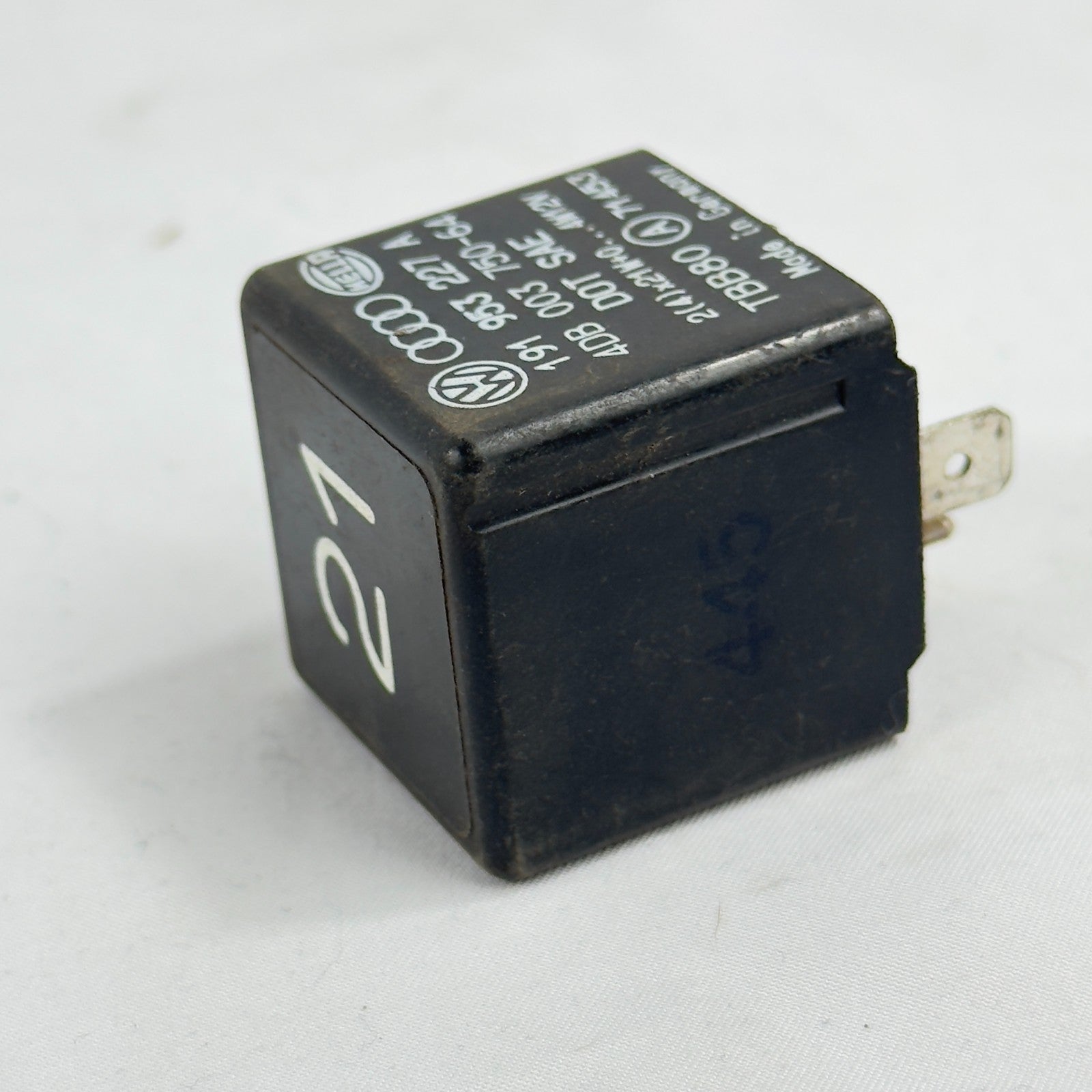 VW Relais 21 Blinkerrelais 19195327A Audi Seat Skoda Volkswagen Original1