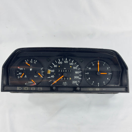 Mercedes W201 2.0E Tacho Kombiinstrument 220km/h ECO Uhr A20154200060