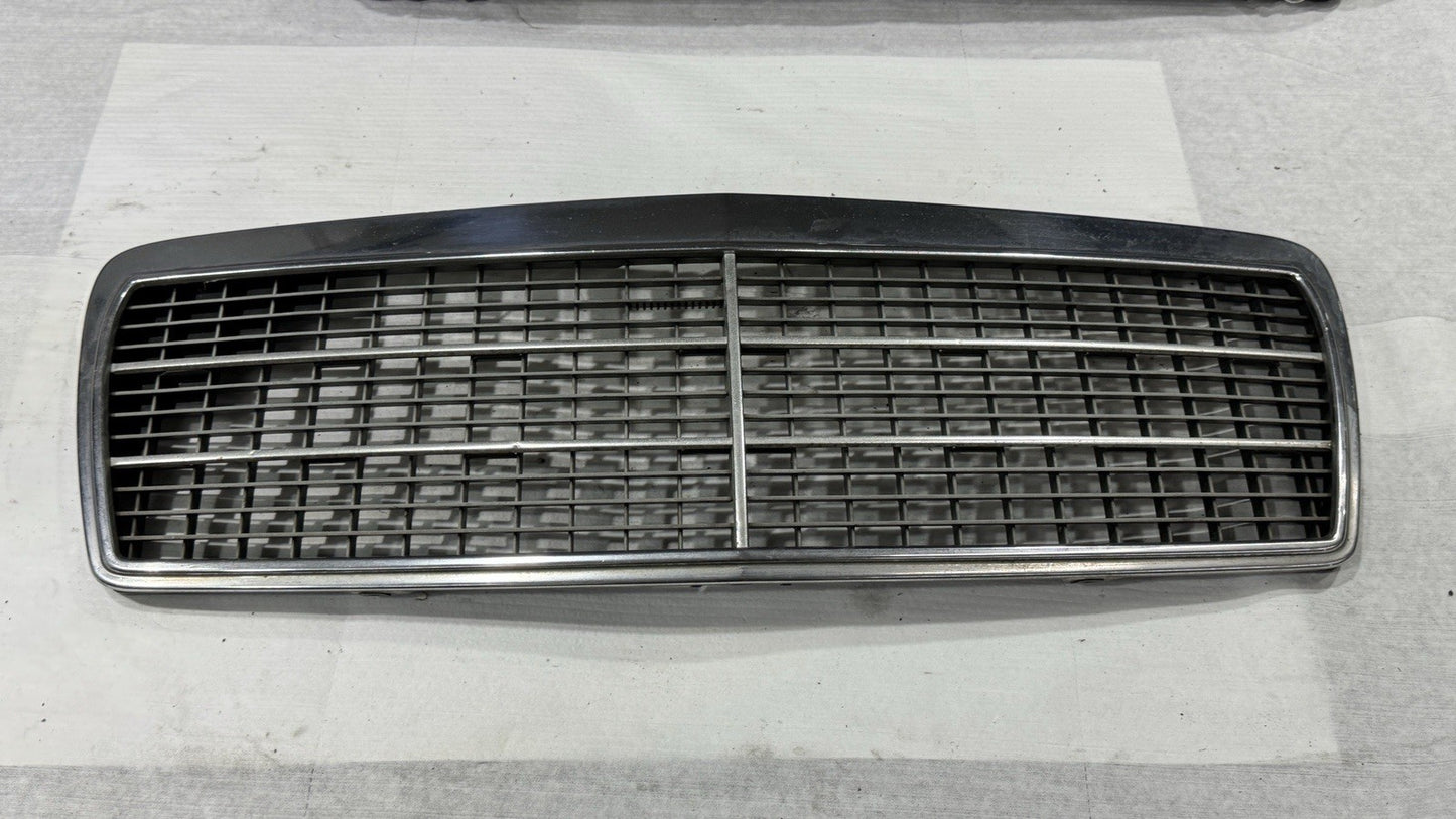 Mercedes Kühlergrill Frontgrill W210 E klasse Original Classic 2108800083 – Bild 2
