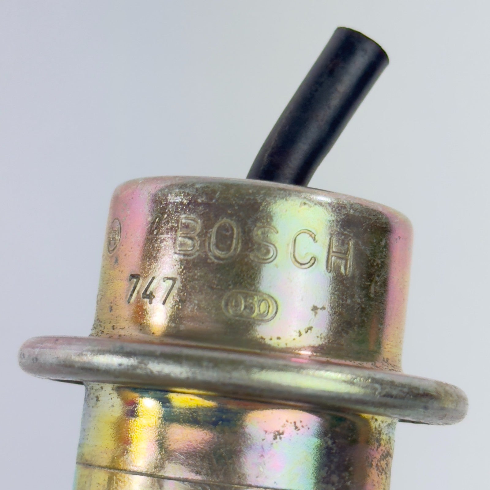 Ferrari Kraftstoffdruckregler Druckregler 0438161001 BOSCH Testarossa 4126