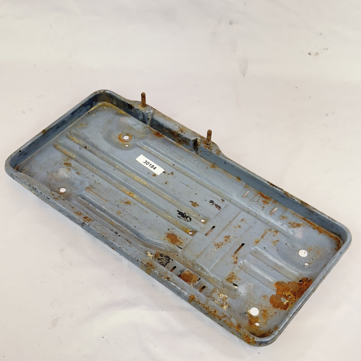 Mercedes W116 Batteriewanne Batterieträger Benziner – Bild 1