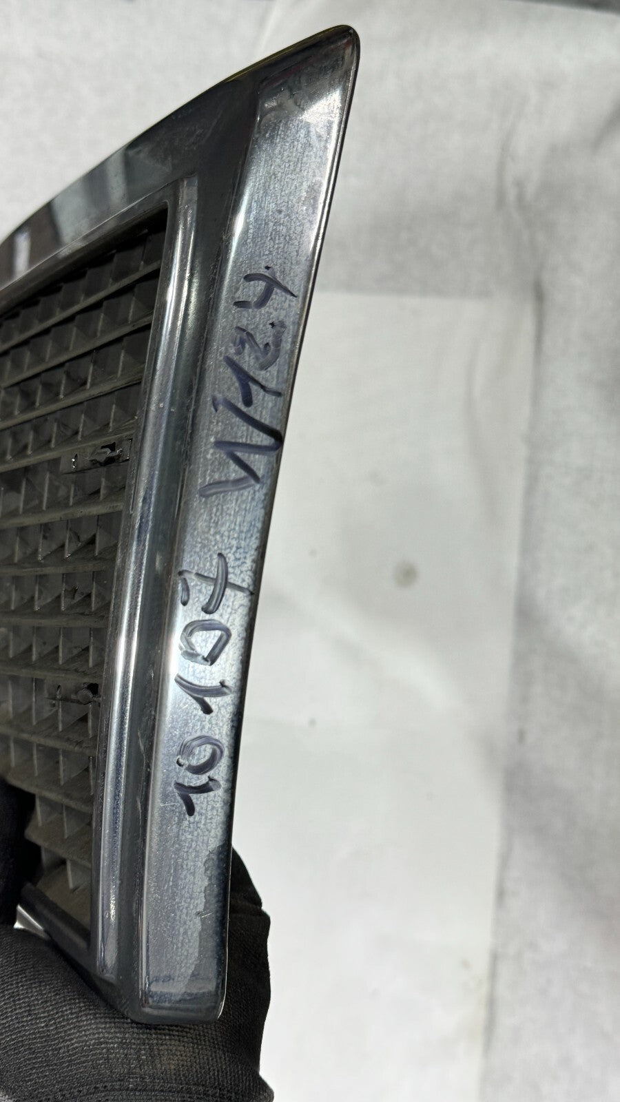 Mercedes Kühlergrill W124 Frontgrill Grill Kühler Original A1248800783 – Bild 3