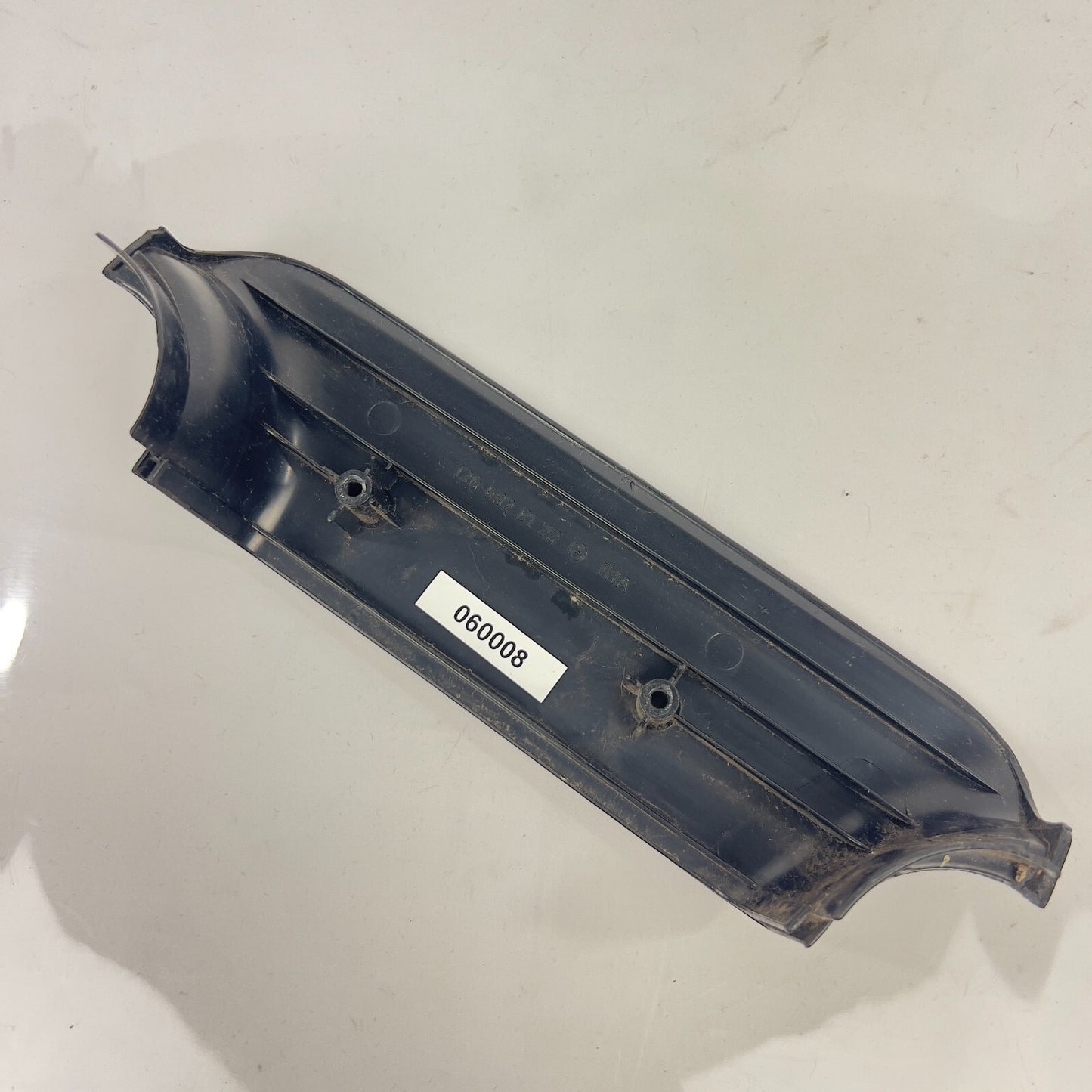 Mercedes Benz Abdeckung Mittelsäule Links Schwarz Fahrerseite A1266920122 – Bild 5