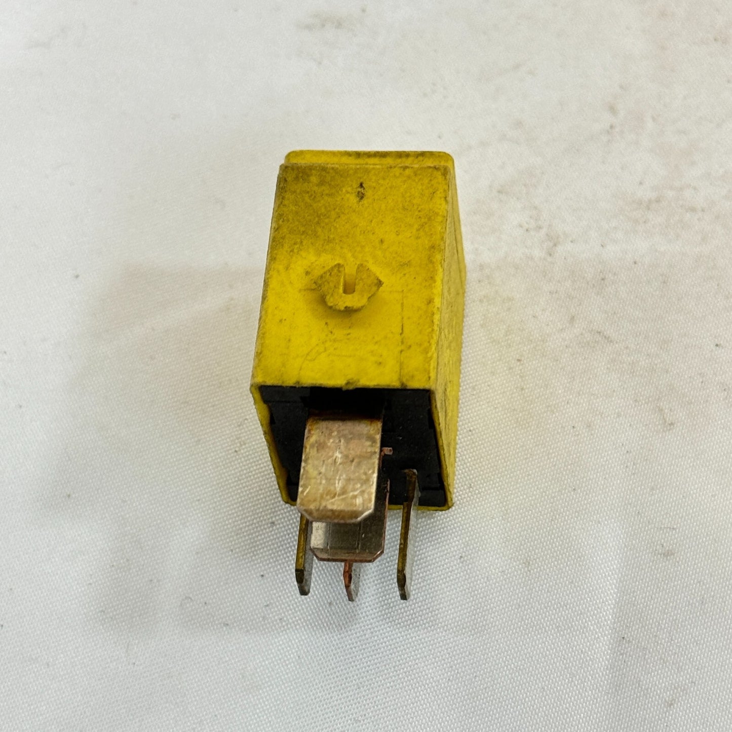 Mercedes-Benz Hella Relais A0025421219 – Bild 3