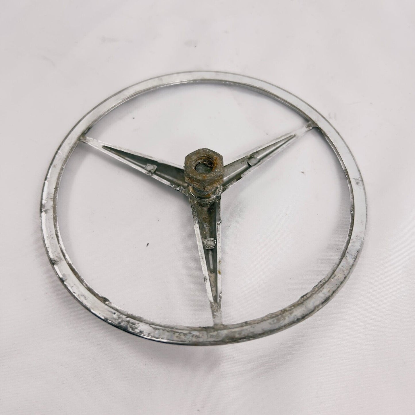 Mercedes-Benz W116 Stern Emblem Heckklappe an Heckdeckel Chrom A1167580058