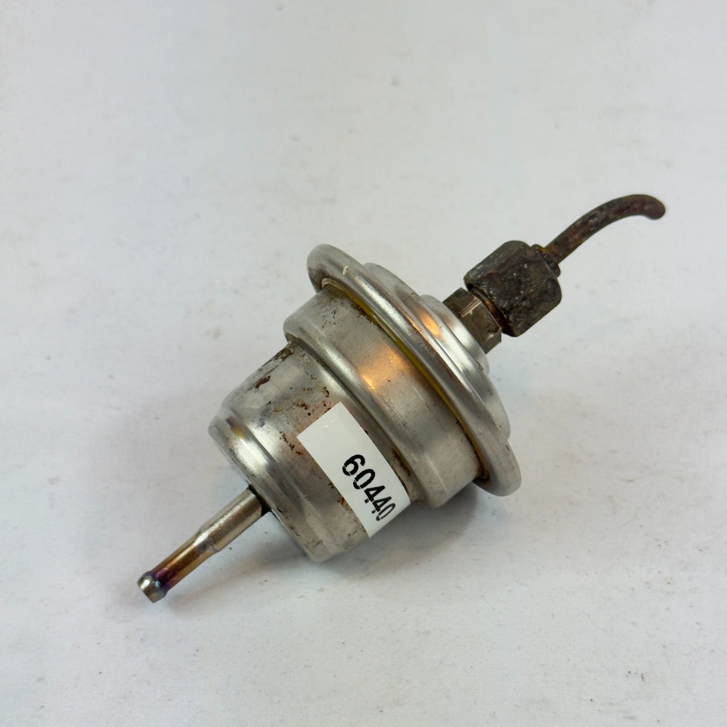 Mercedes W201 Kraftstoffdruckspeicher Druckspeicher W124 W126 107 129 0004760621 – Bild 2