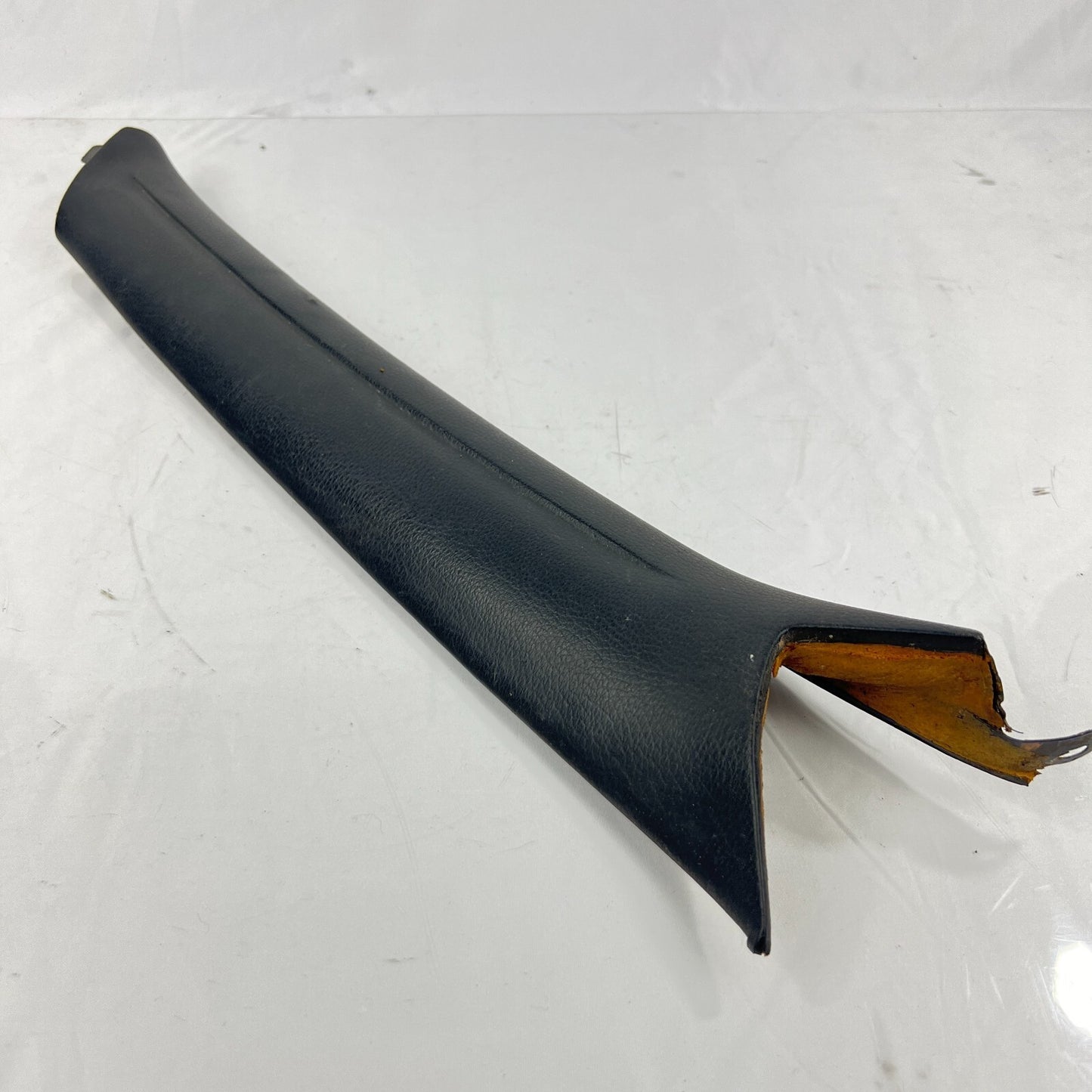 Mercedes A1166700251 Verkleidung A Säule Schwarz Innen Vorne Rechts – Bild 1
