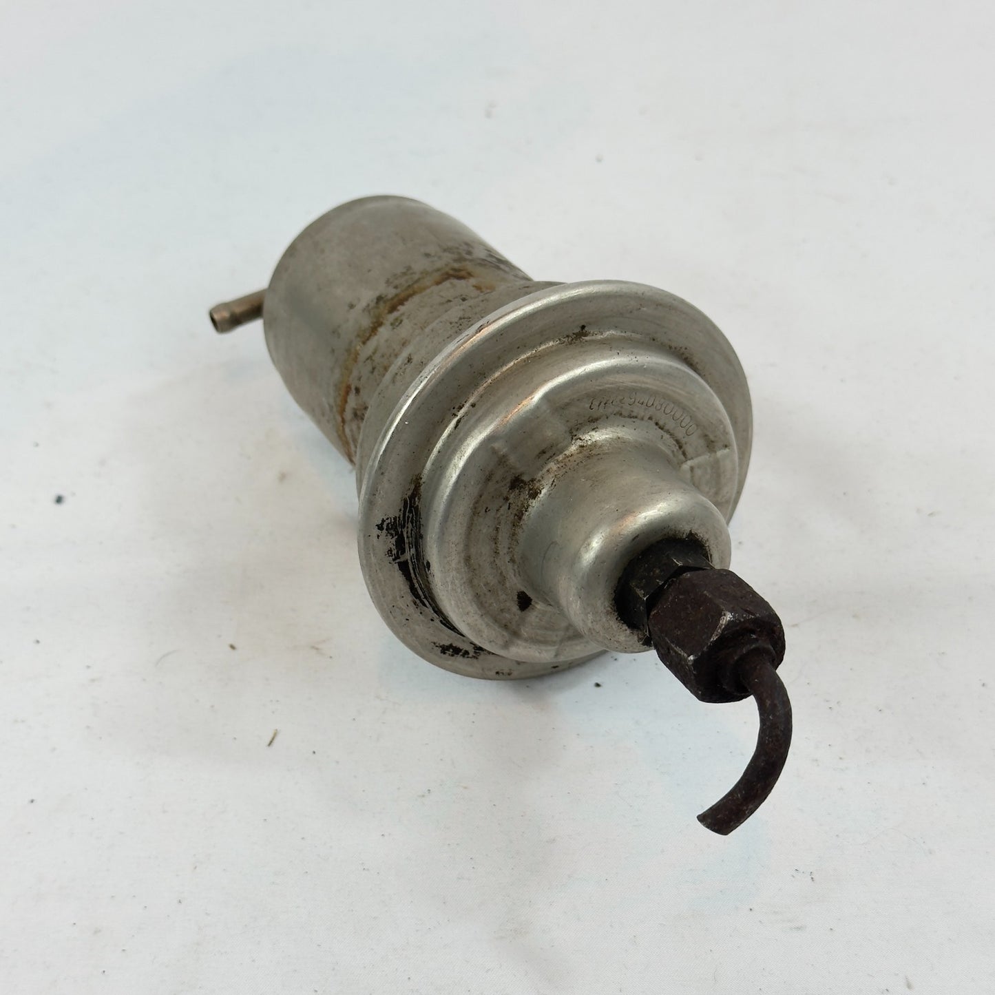 Mercedes W116 W126 W123 W107 Benzindruckspeicher Druckspeicher 0004760421 – Bild 5